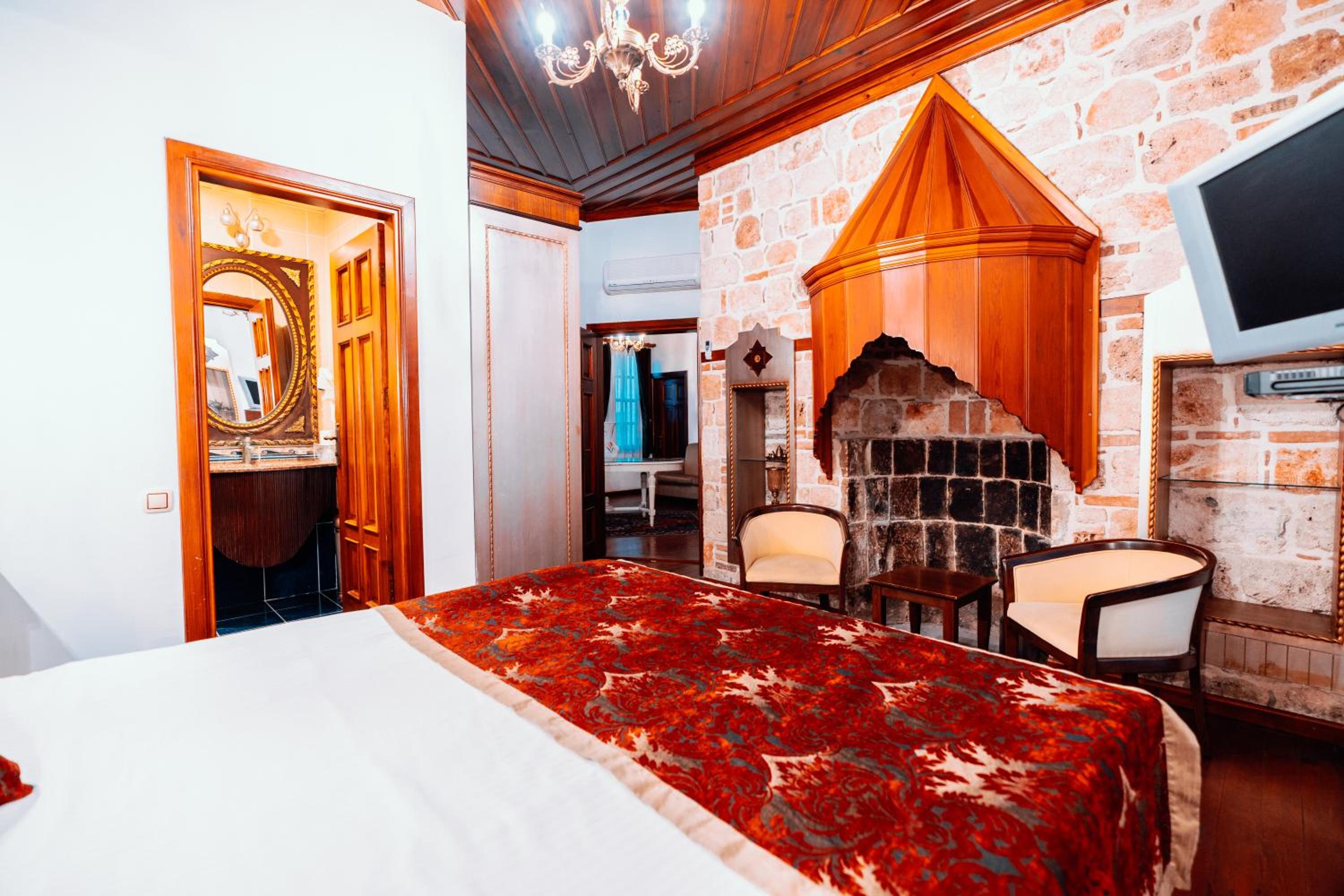 Mediterra Art Otel Antalya - Image 27