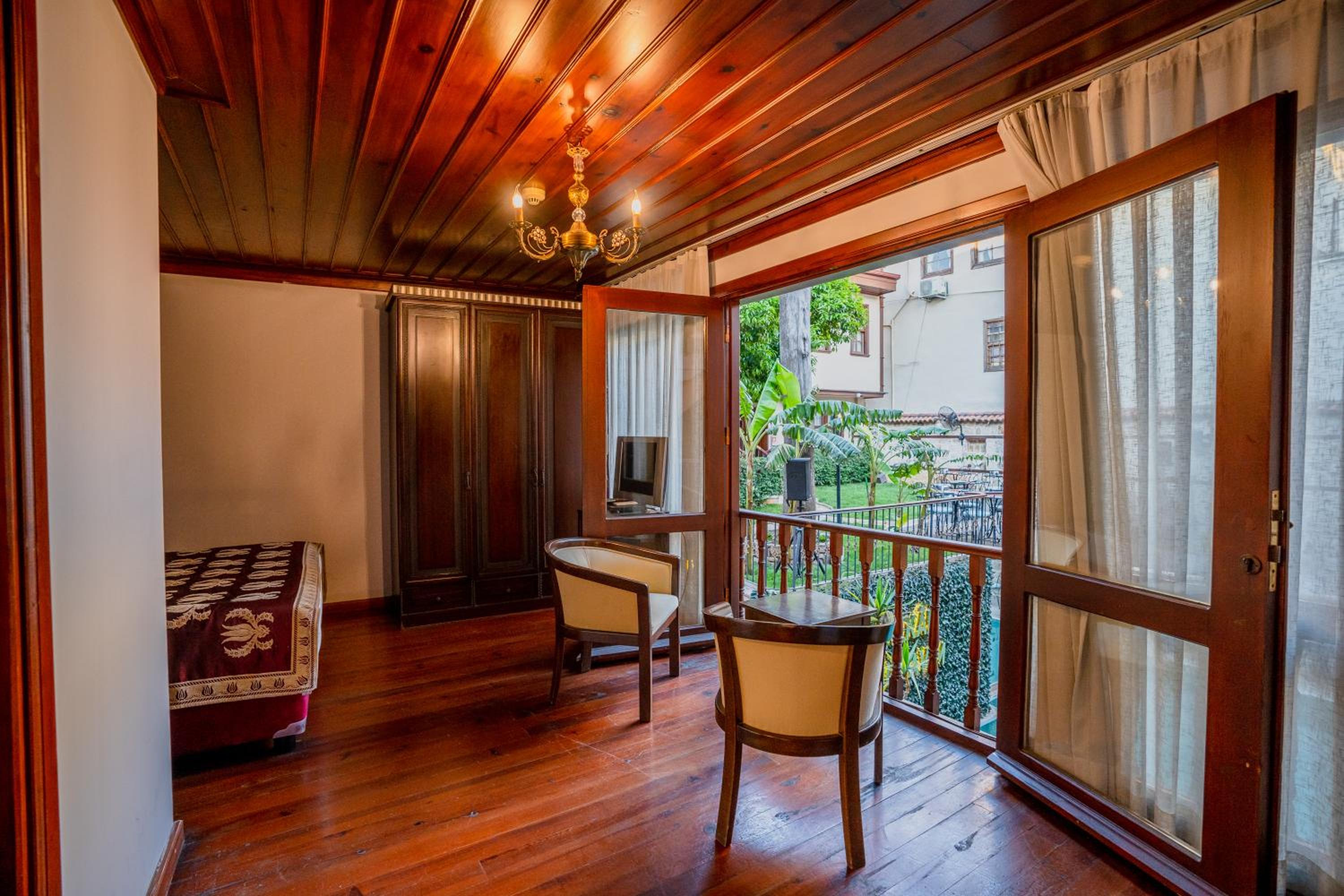 Mediterra Art Otel Antalya - Image 40