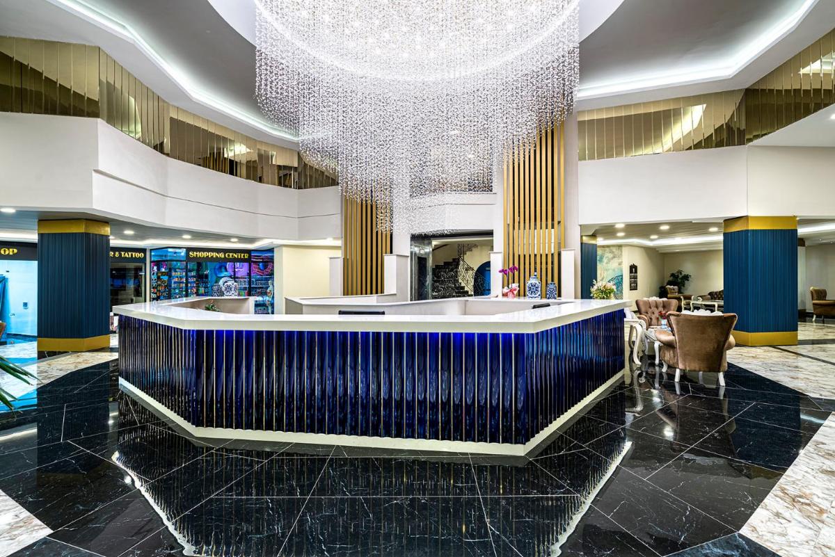 Blue Star Hotel - Image 5