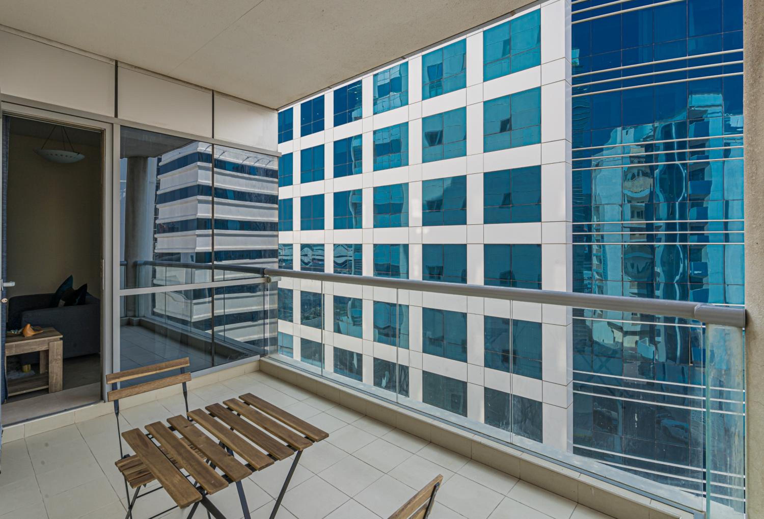 HiGuests - Large Apt in the Heart of Deira Near Clocktower