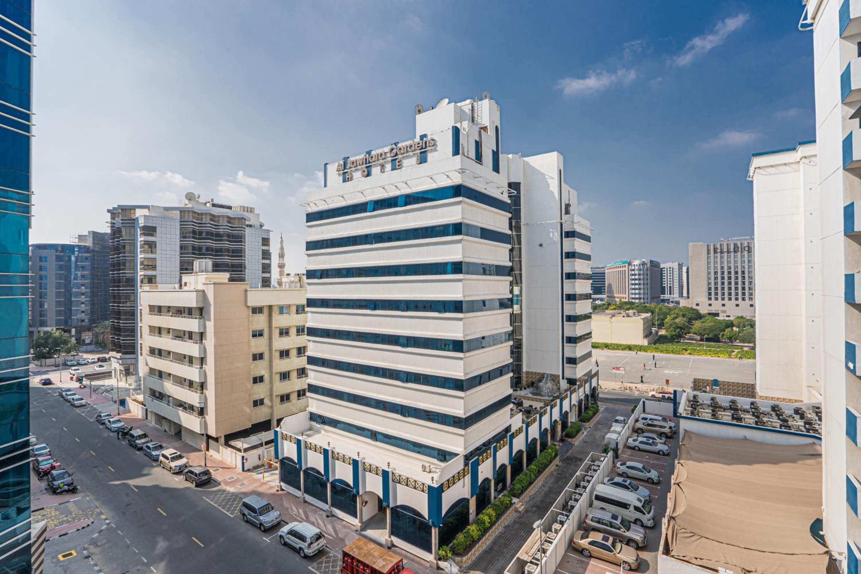 HiGuests - Large Apt in the Heart of Deira Near Clocktower