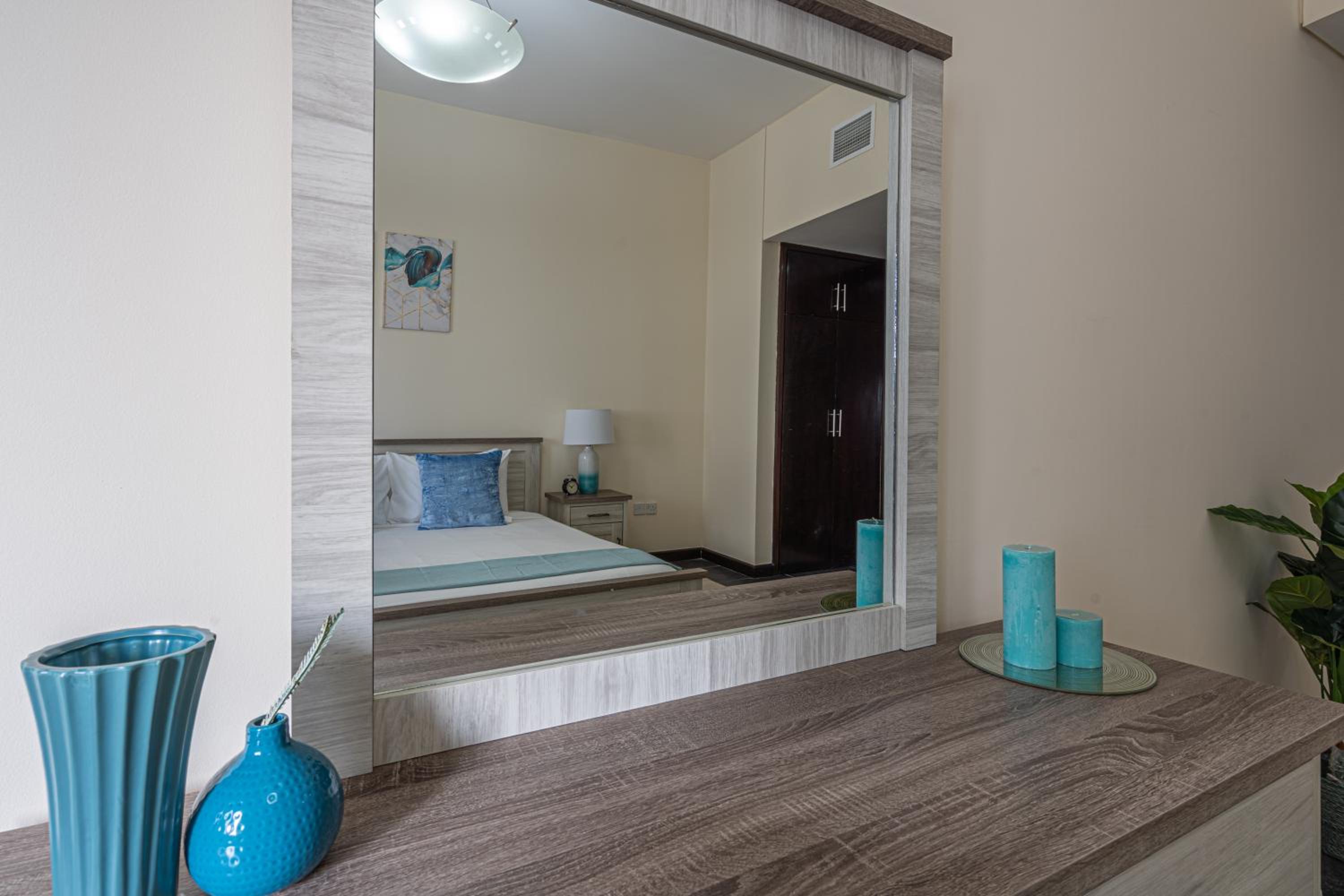 HiGuests - Large Apt in the Heart of Deira Near Clocktower