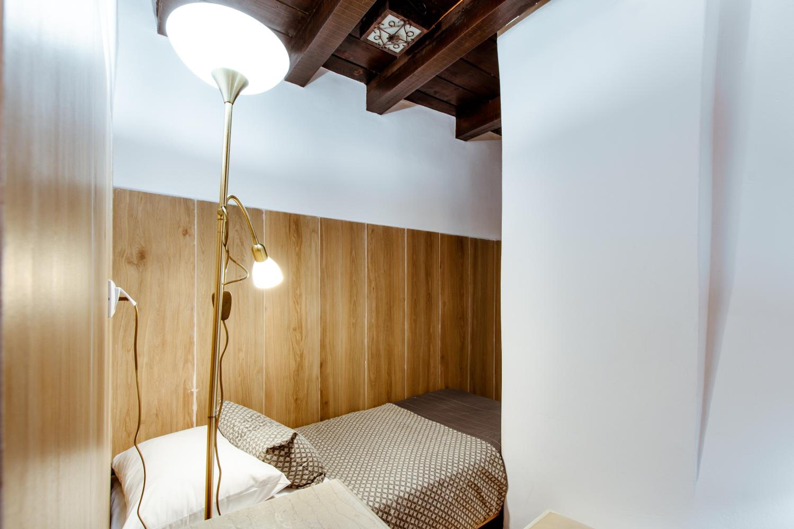 Bozzali Deluxe Hotel