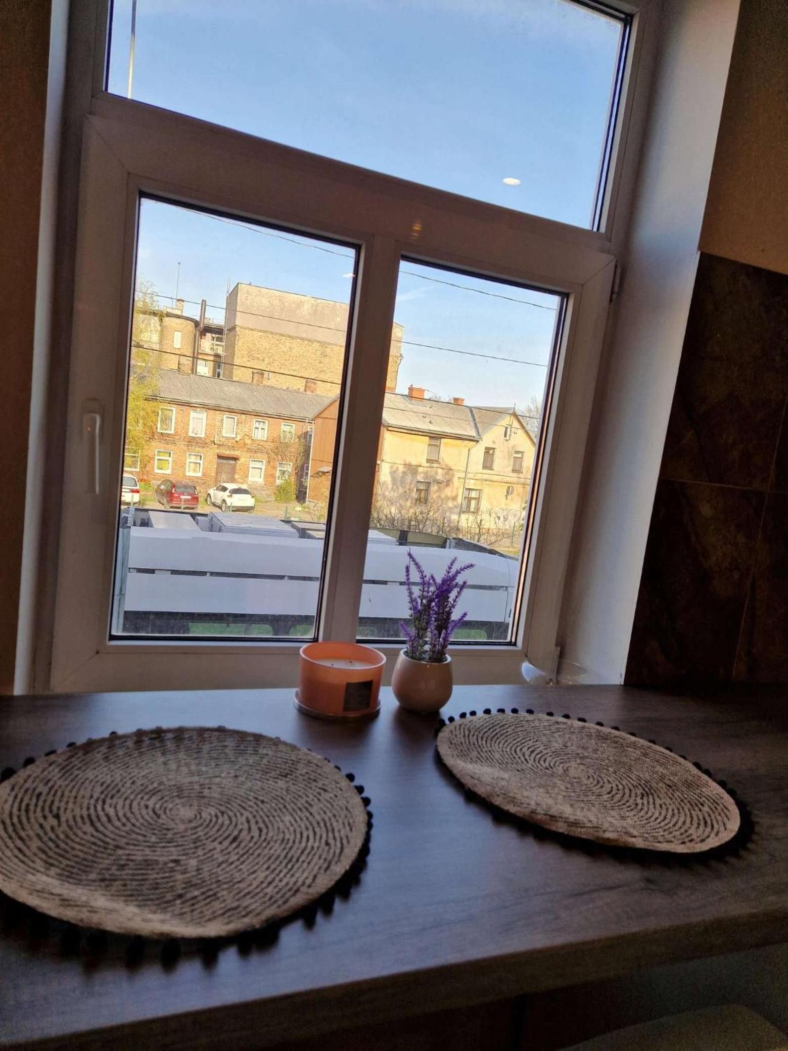 Central appartment en Liepāja — kitchen