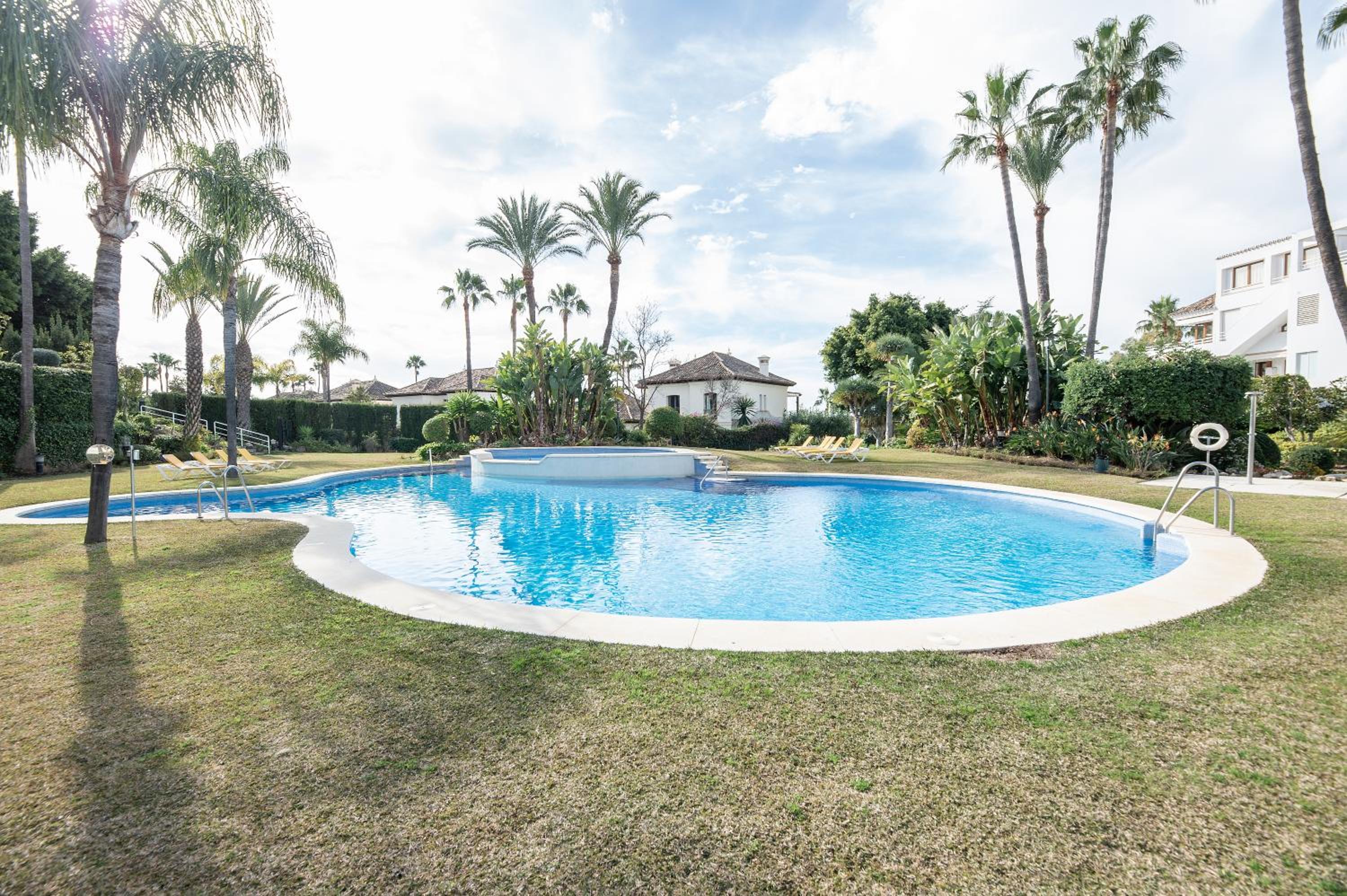 Alcores del Golf, Oustanding luxury penthouse