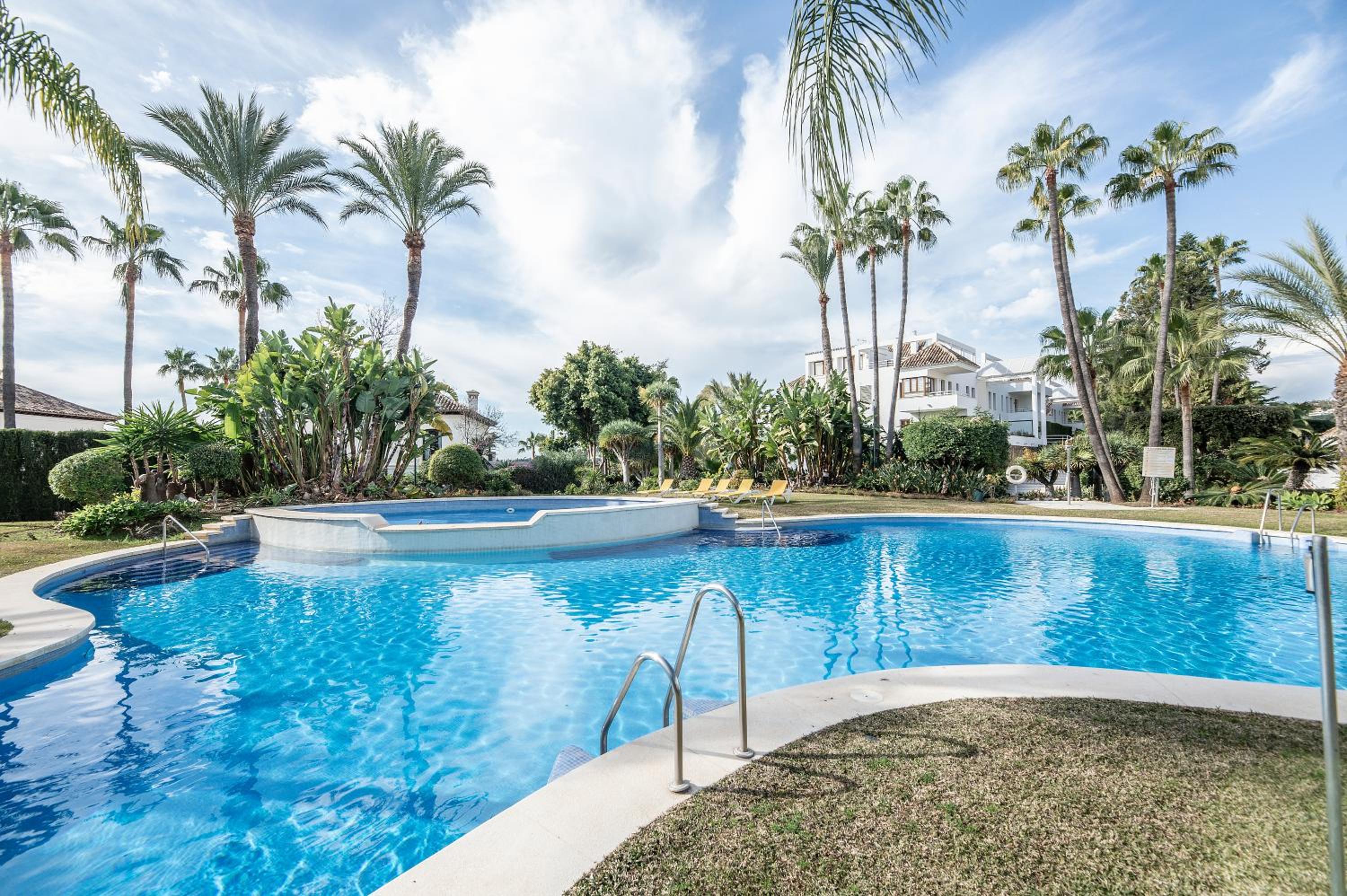 Alcores del Golf, Oustanding luxury penthouse