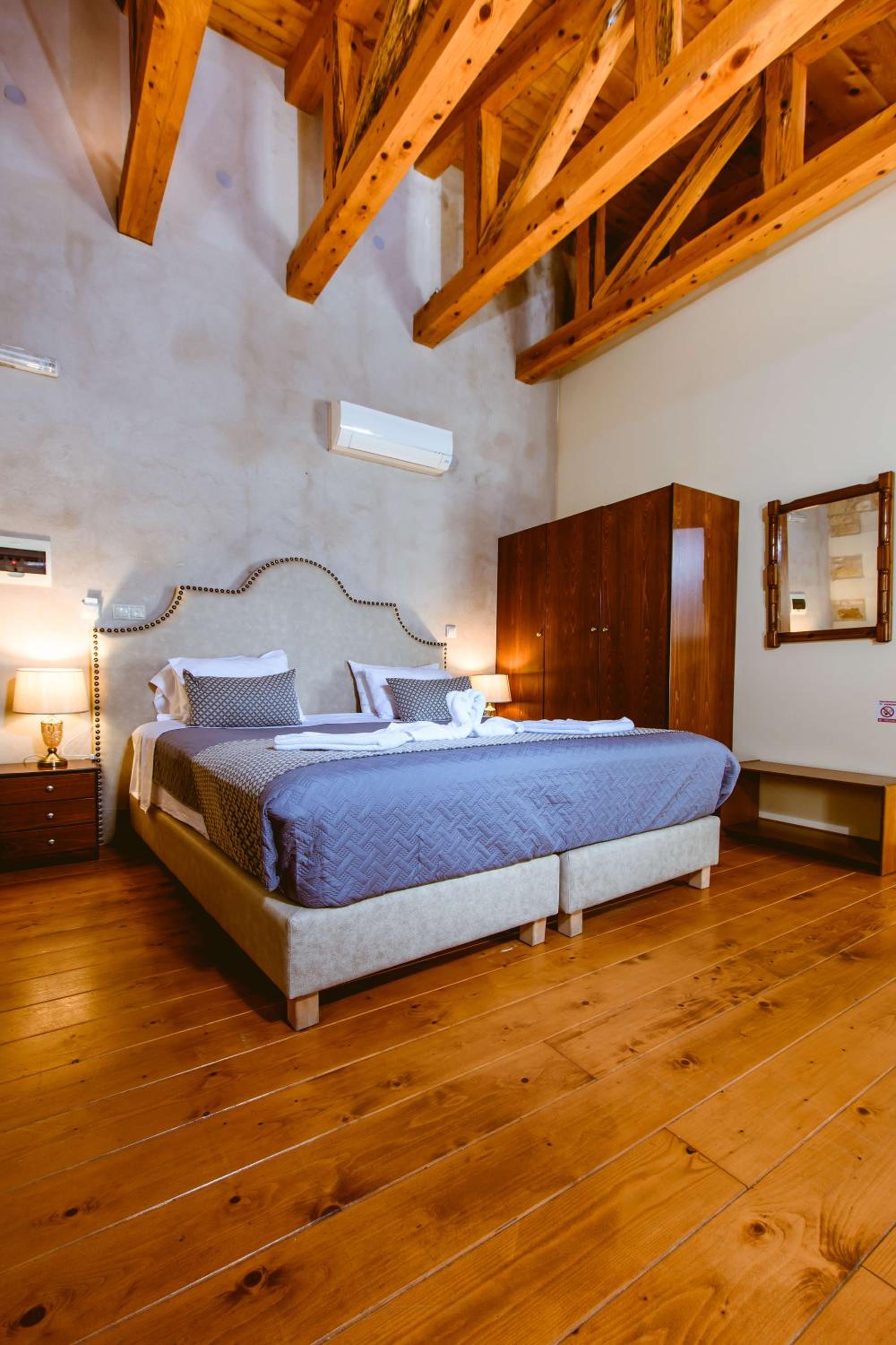 Bozzali Deluxe Hotel