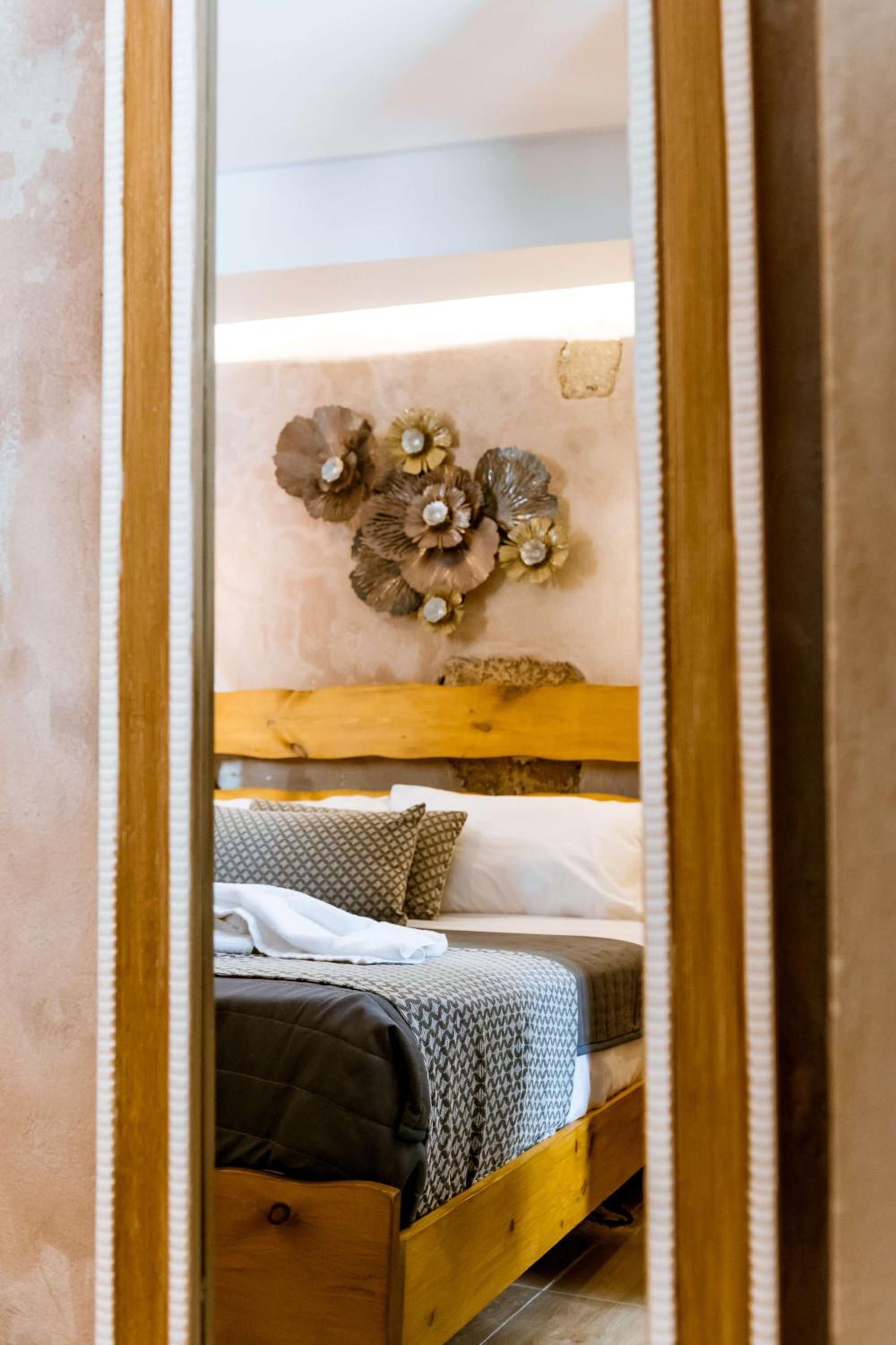 Bozzali Deluxe Hotel