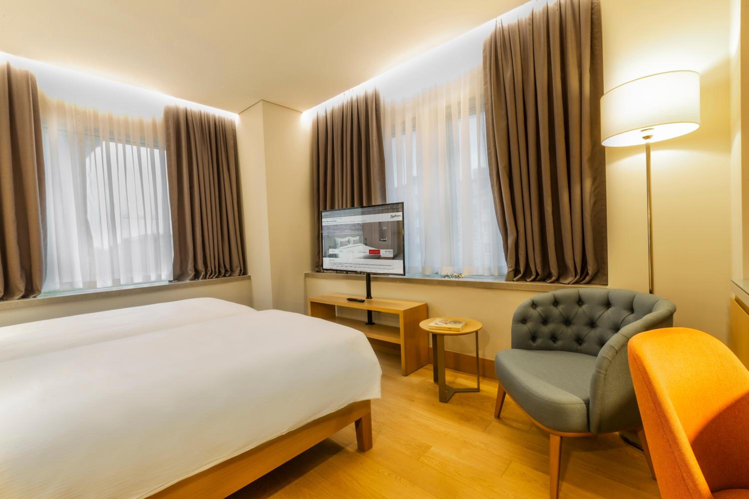 Radisson Otel İstanbul Harbiye - Image 39