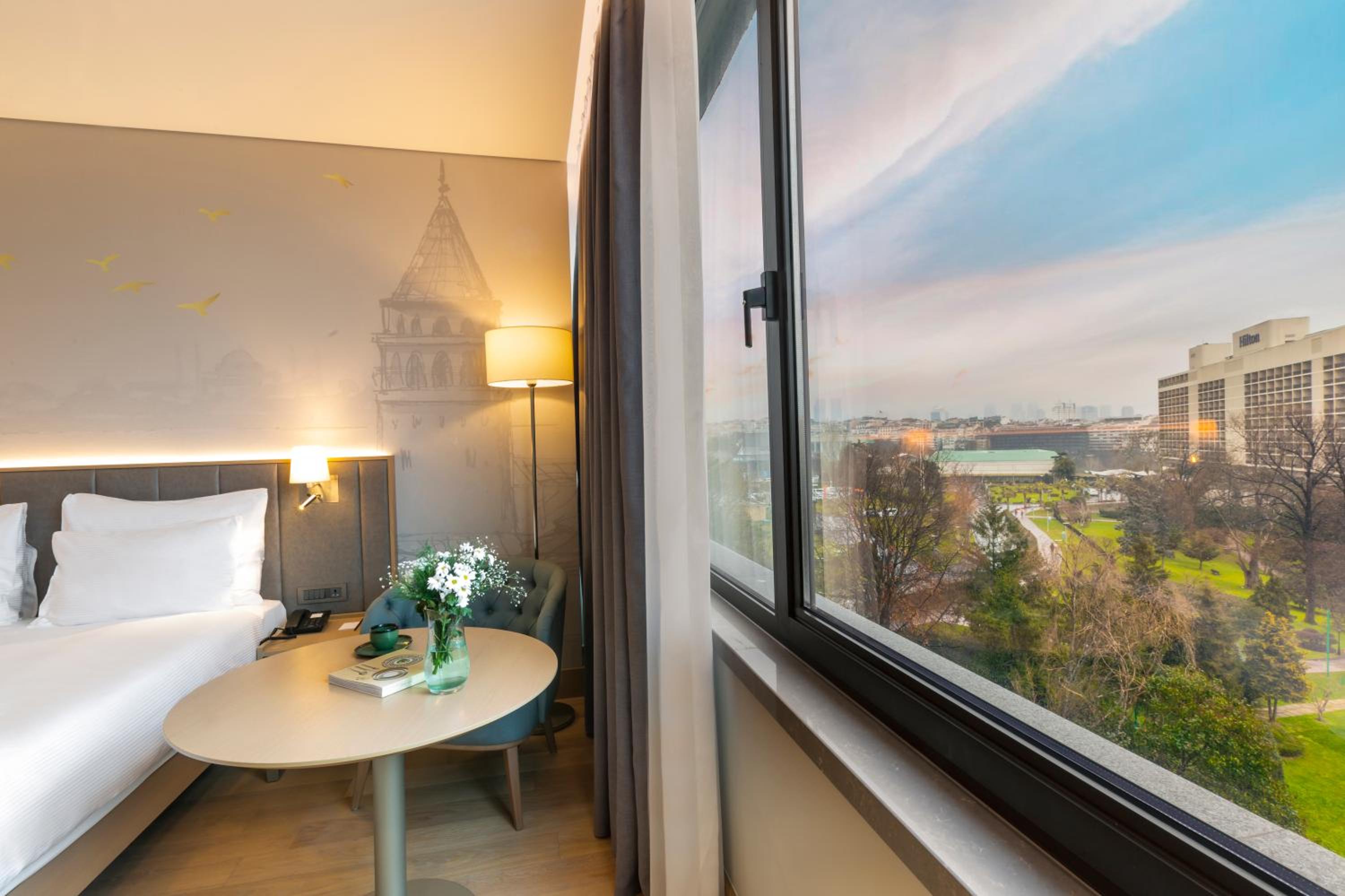 Radisson Otel İstanbul Harbiye - Image 41