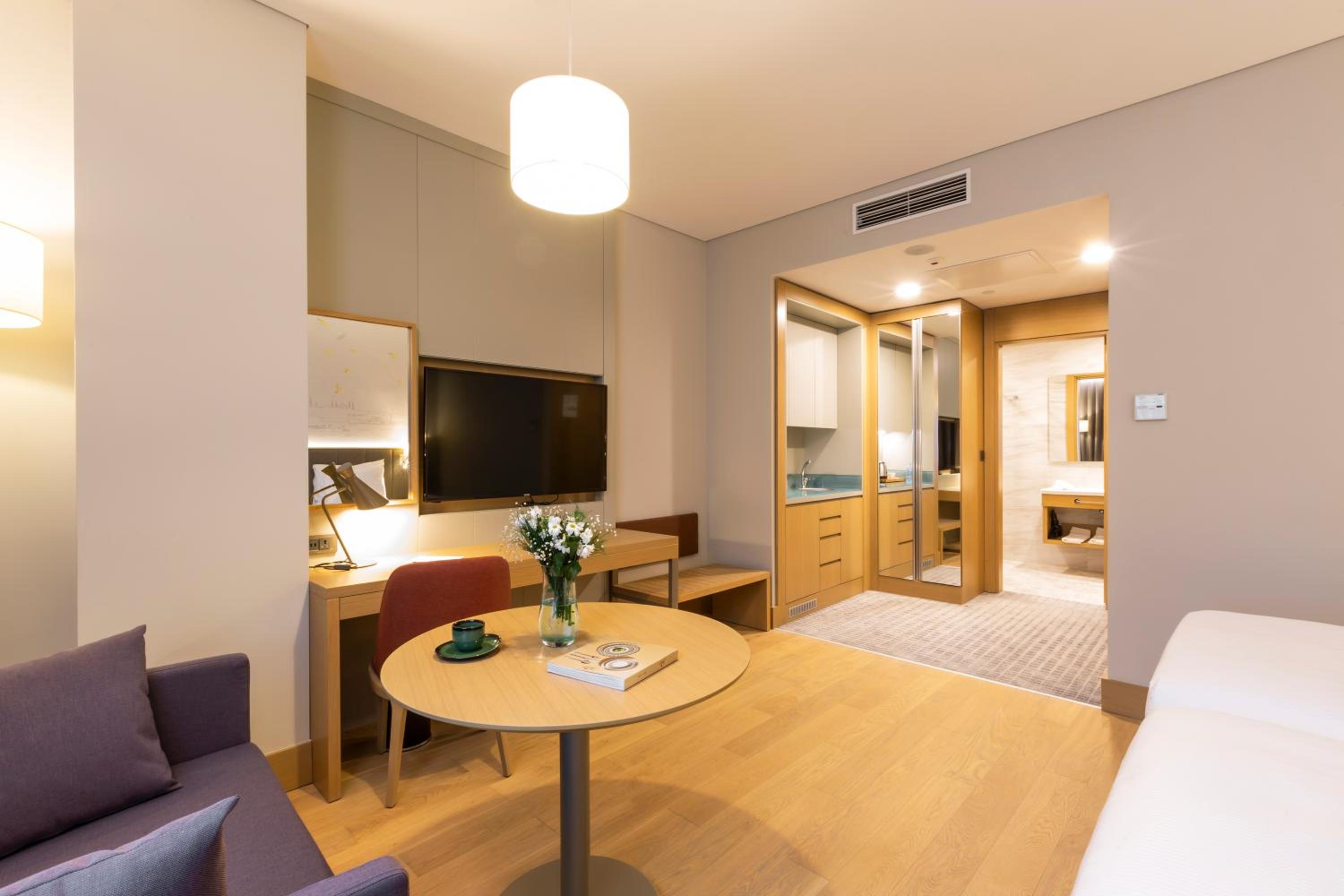 Radisson Otel İstanbul Harbiye - Image 44