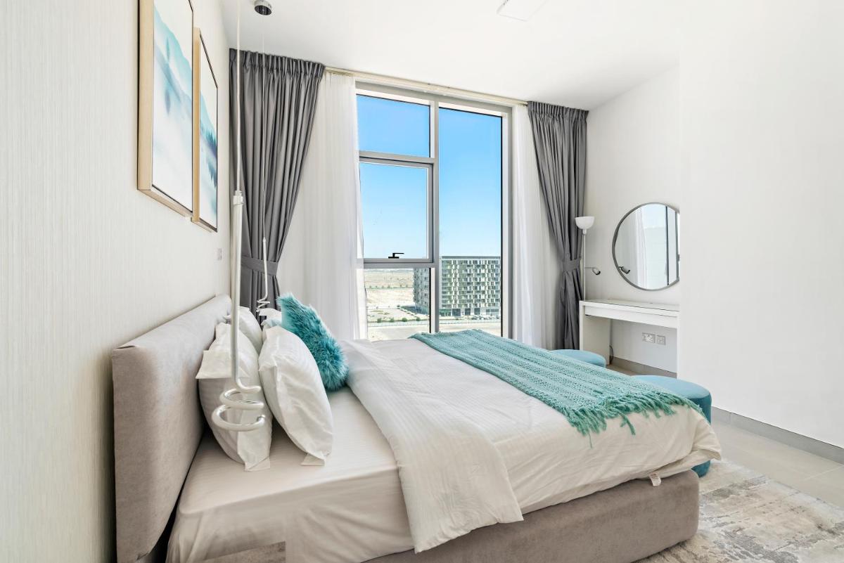 Premium 2BR - Fully Furnished & Equipped