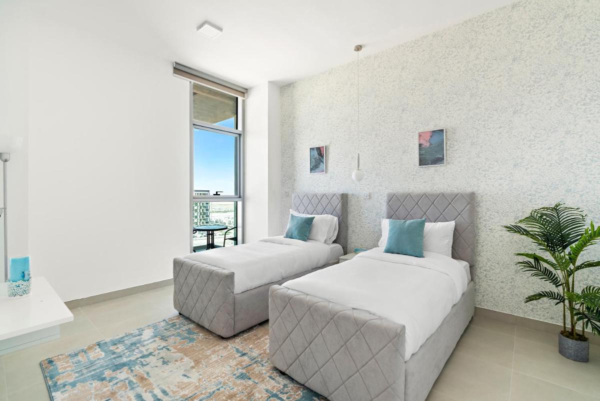 Premium 2BR - Fully Furnished & Equipped