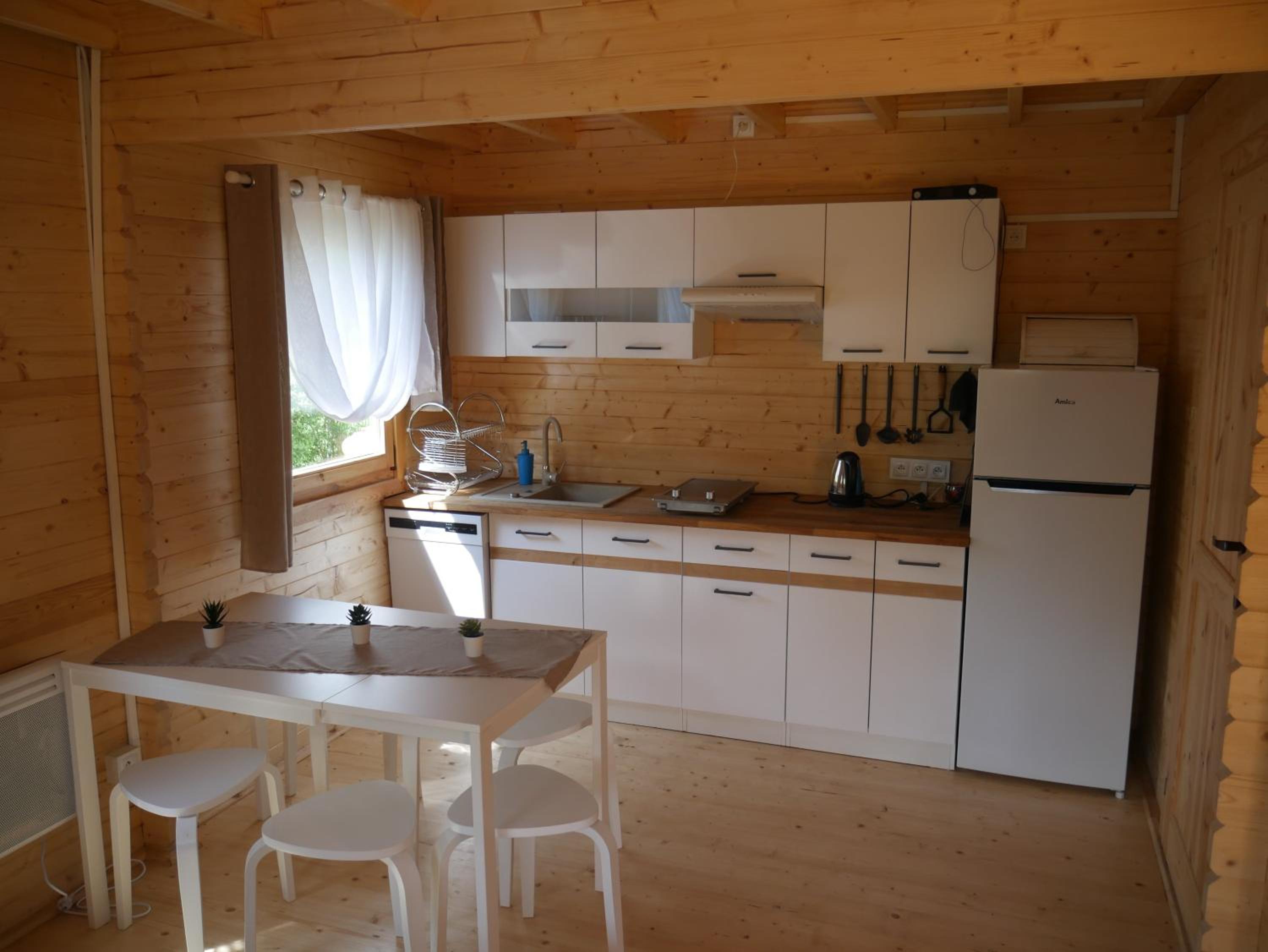 Domel letniskowy drewniany nad Jeziorem Strzeszowskim nowy view 3
