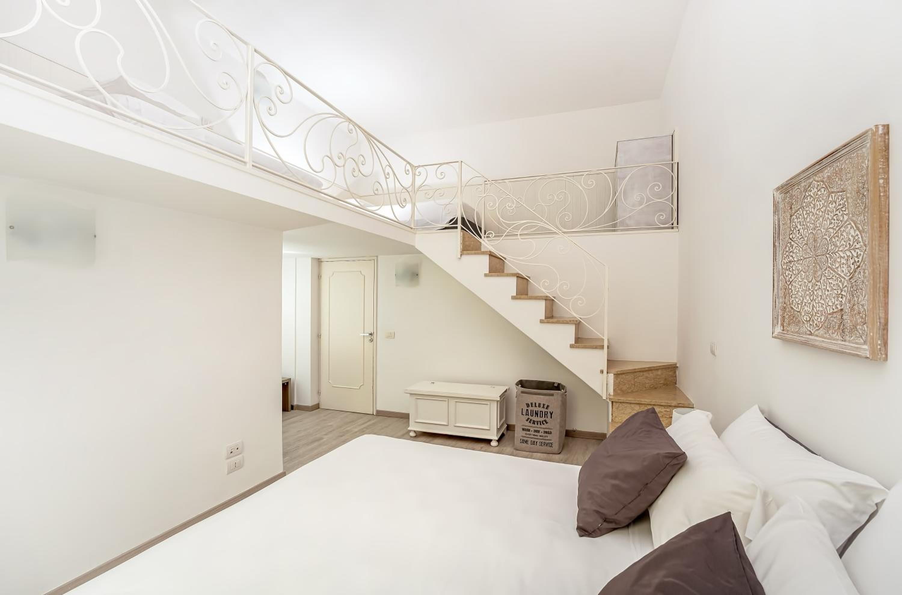 Capri Town Apartments