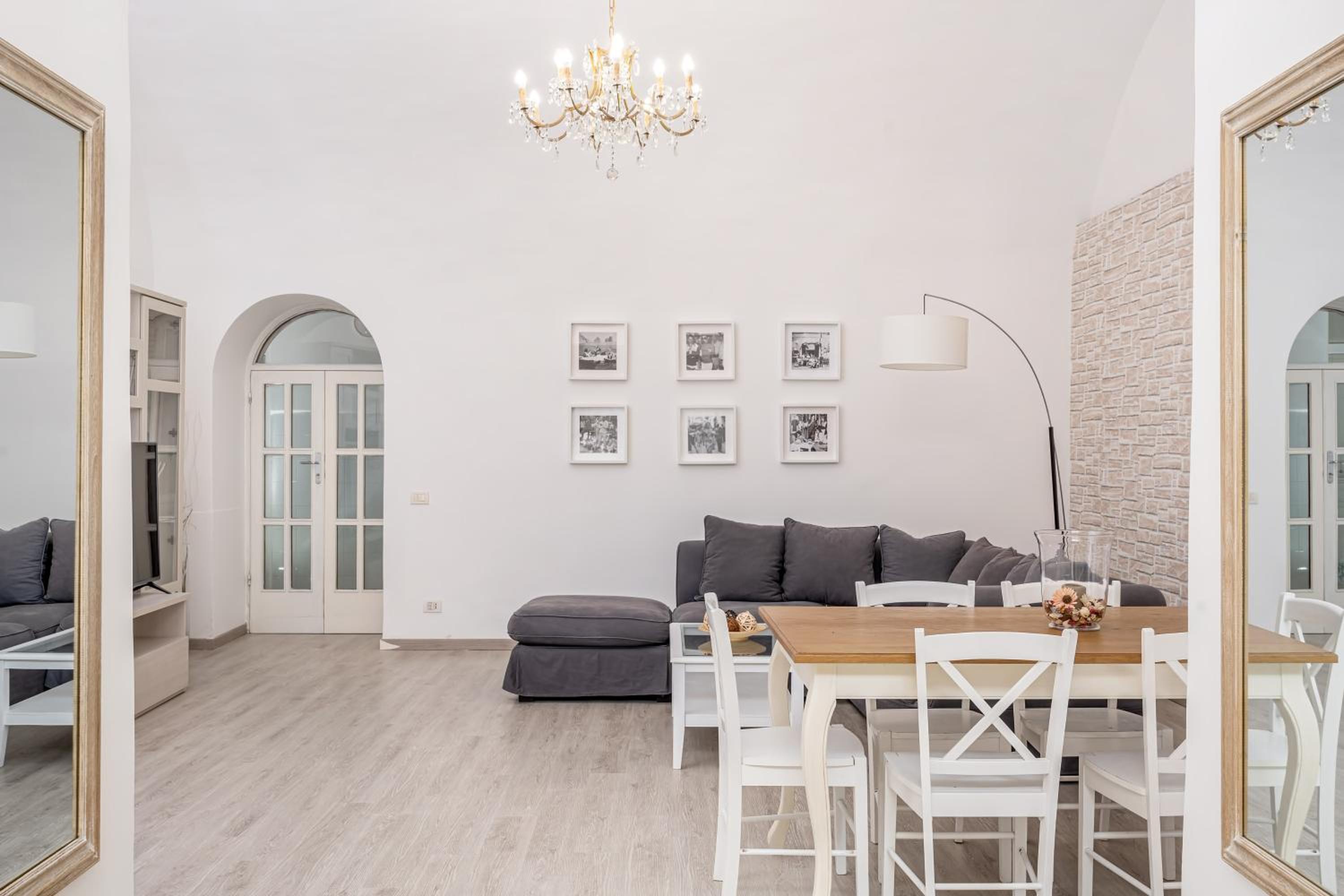 Capri Town Apartments