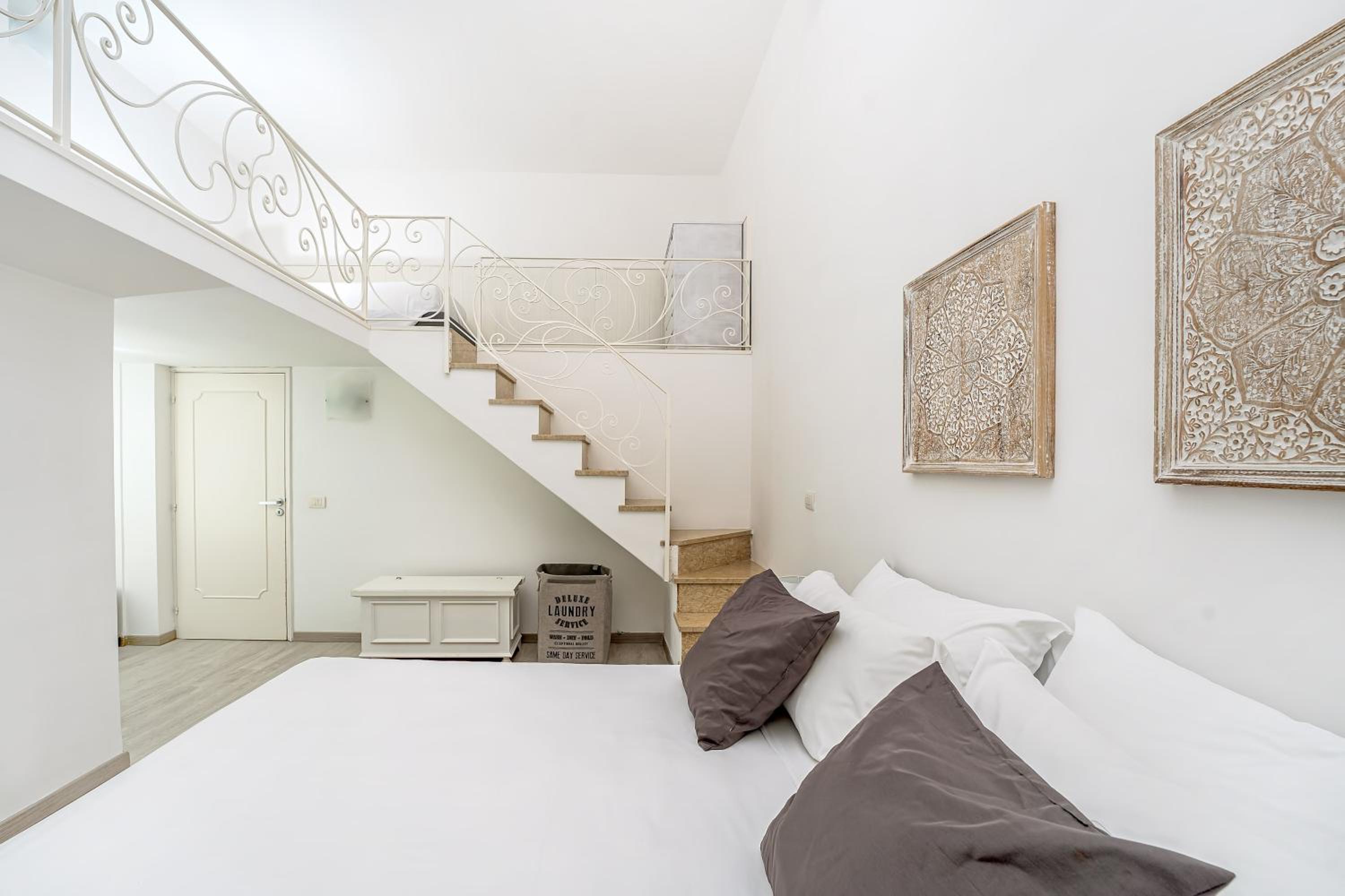 Capri Town Apartments