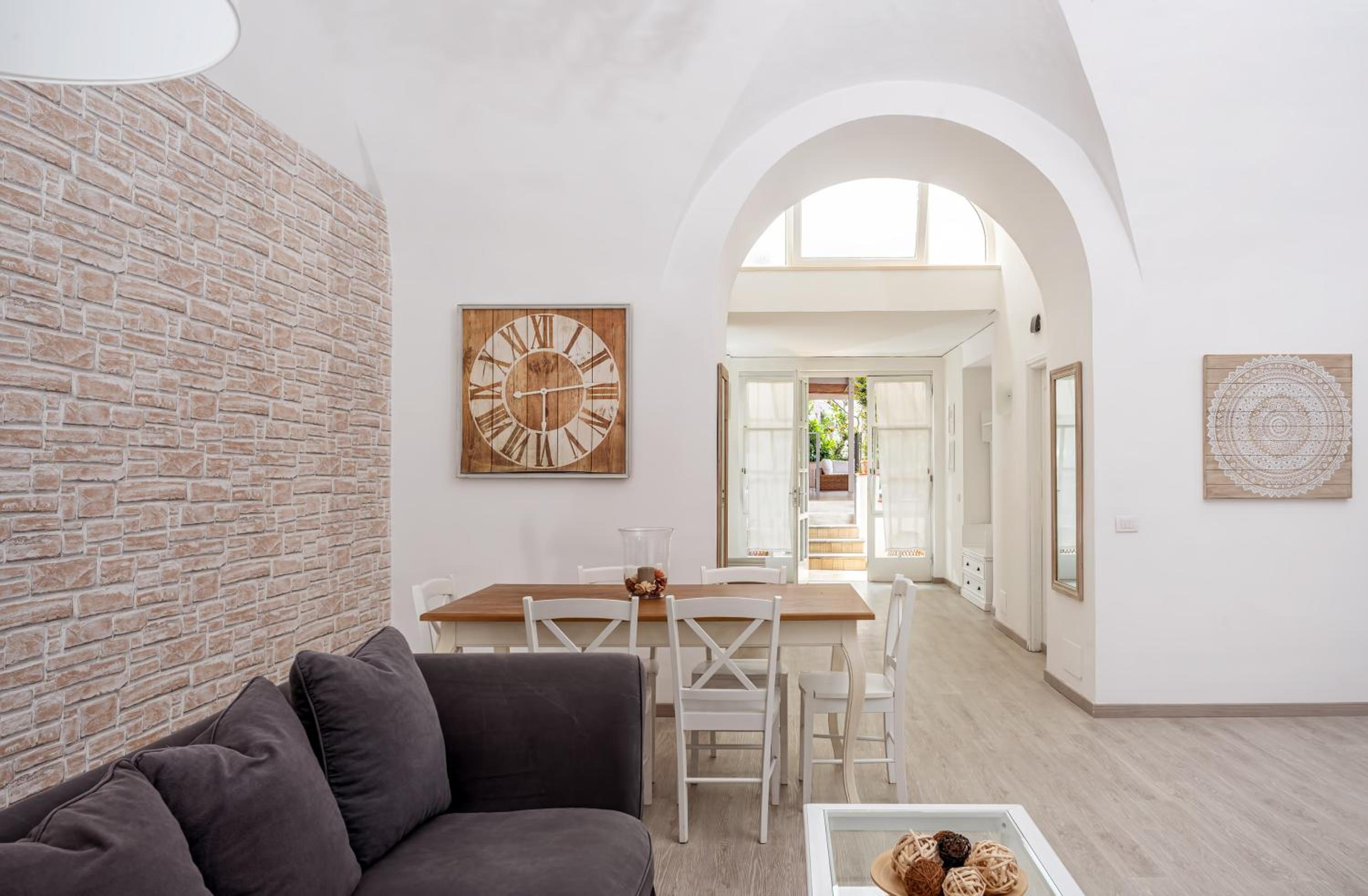 Capri Town Apartments
