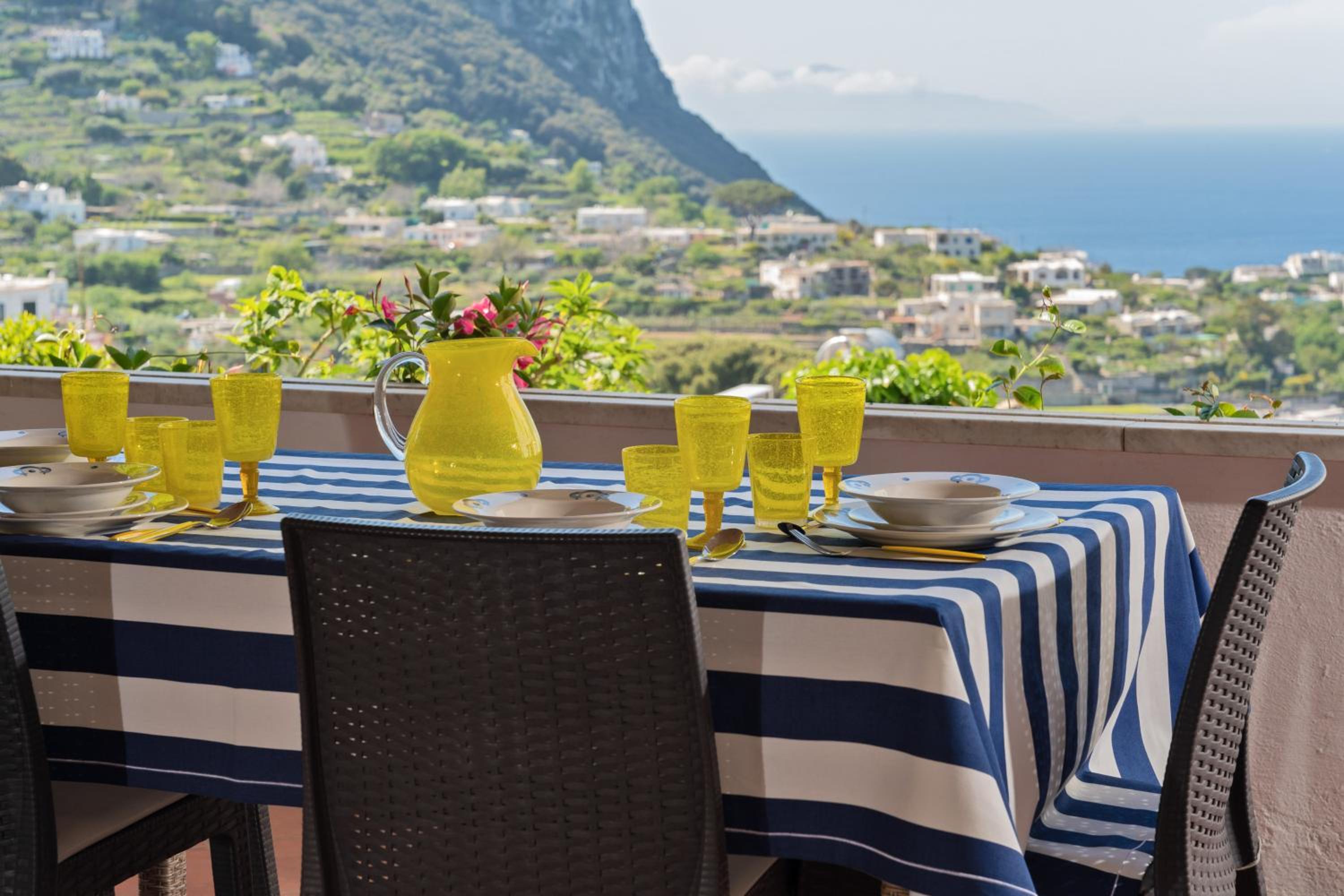 Capri Town Apartments