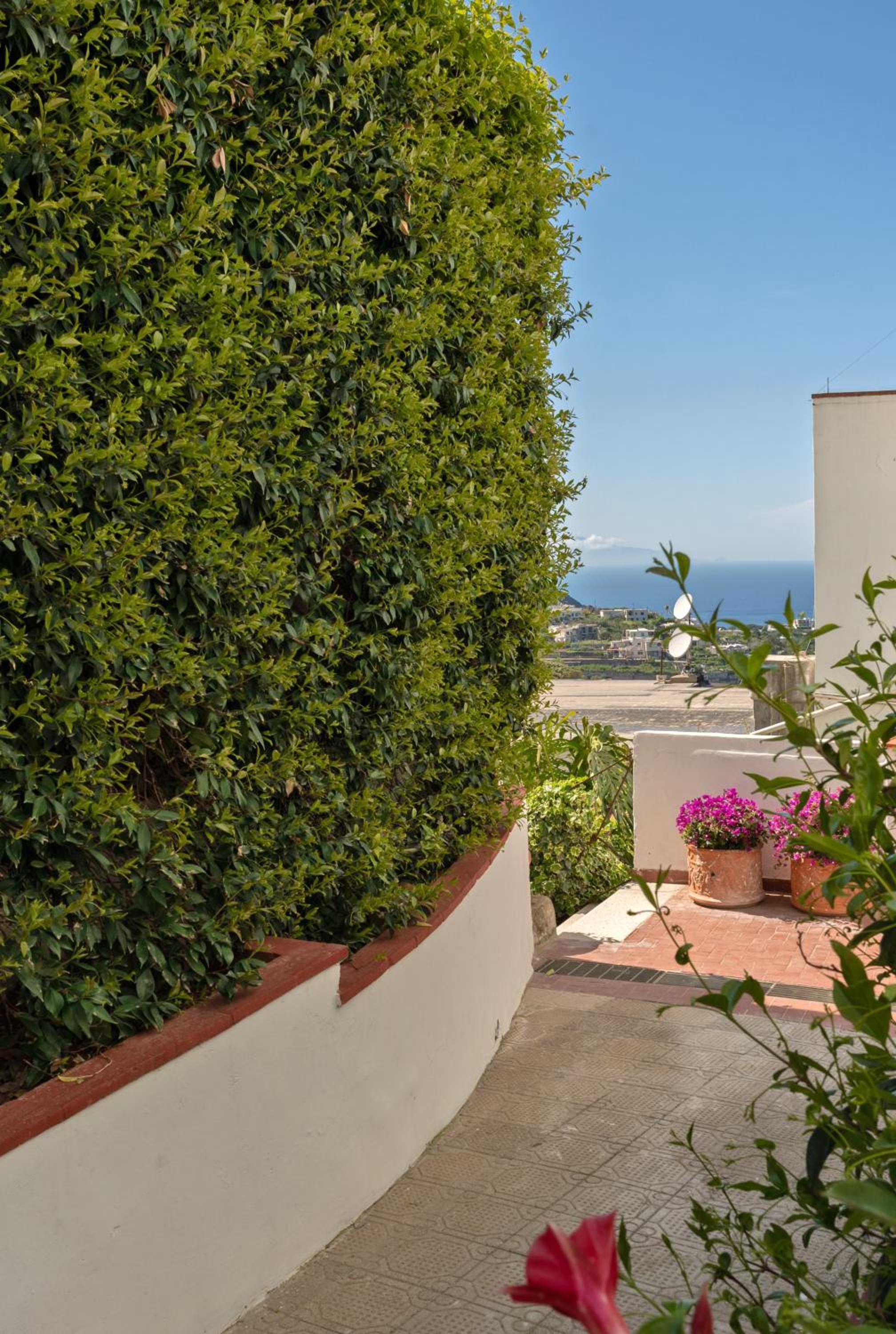 Capri Town Apartments