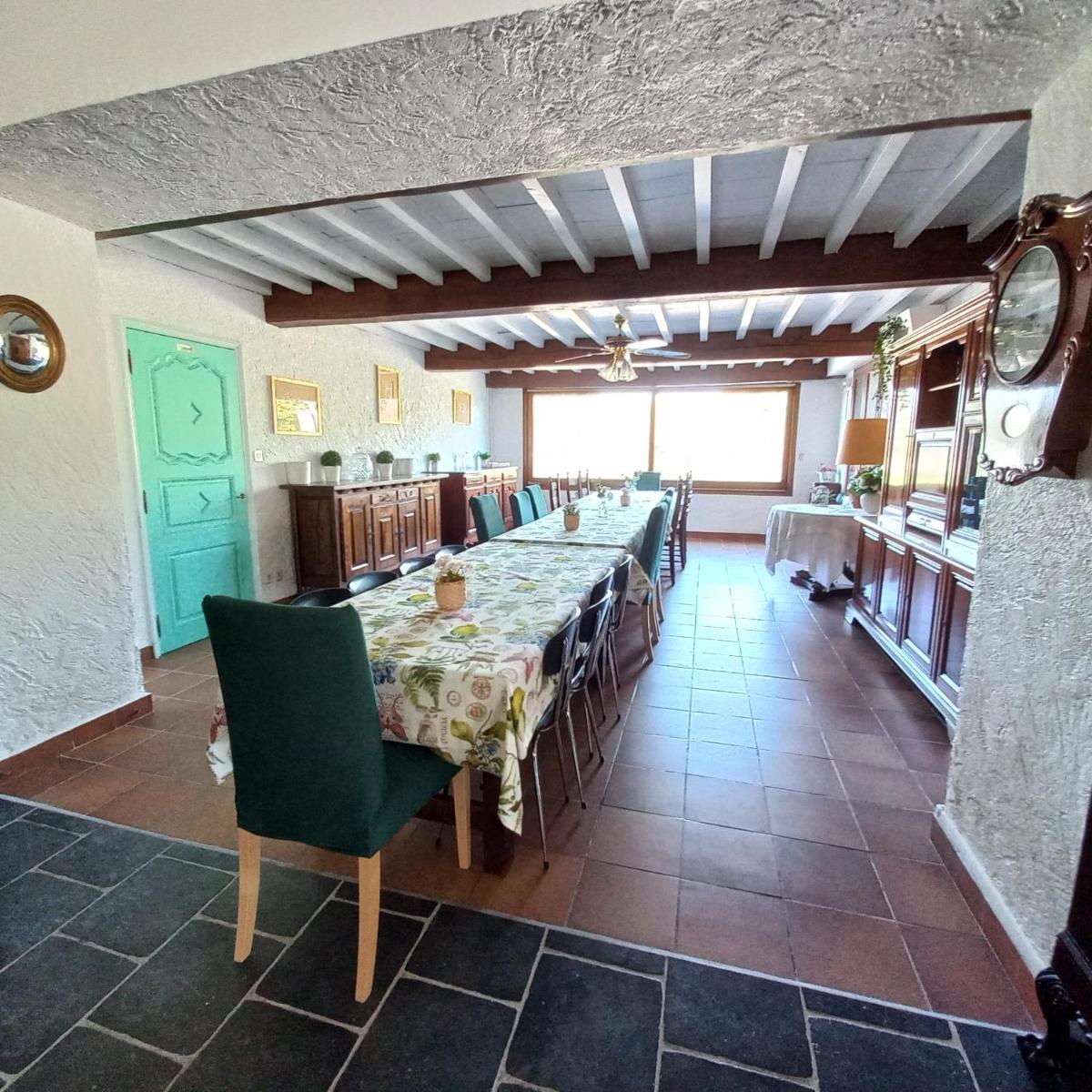 Domaine de Fontsauzine - gîtes et chambre d'hôtes view 2