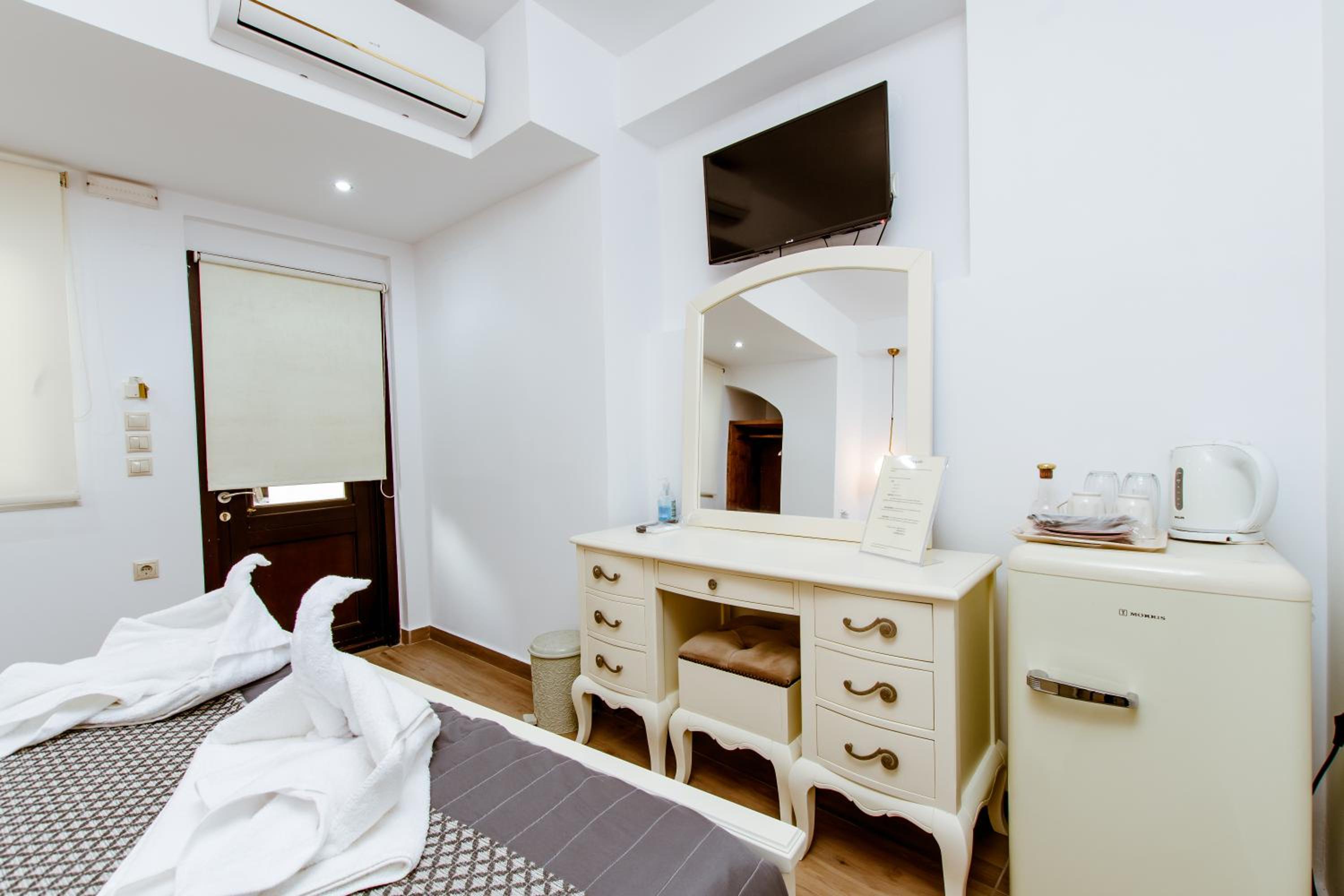 Bozzali Deluxe Hotel