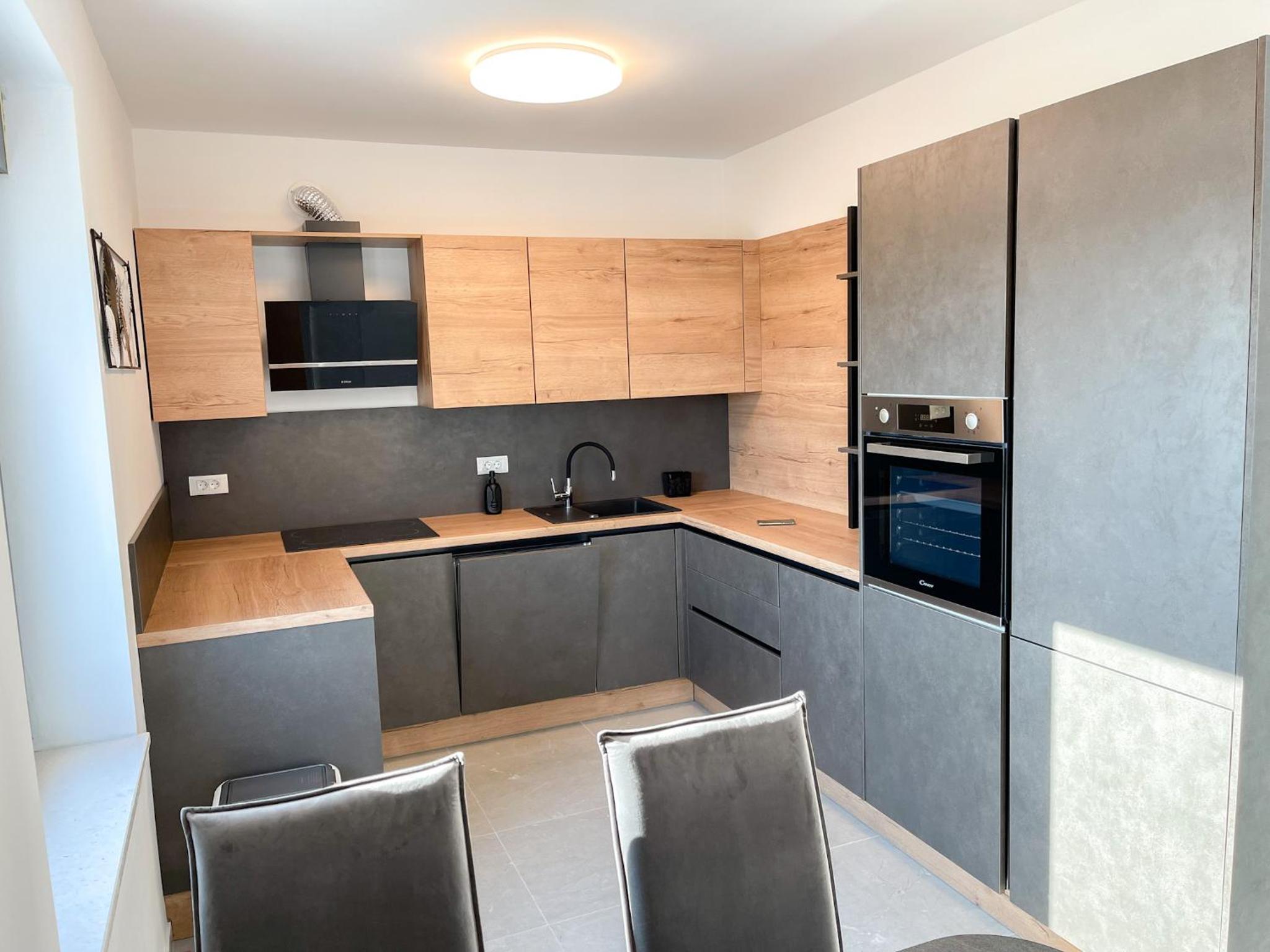 Apartment Anchora - near family-friendly beach photo 5