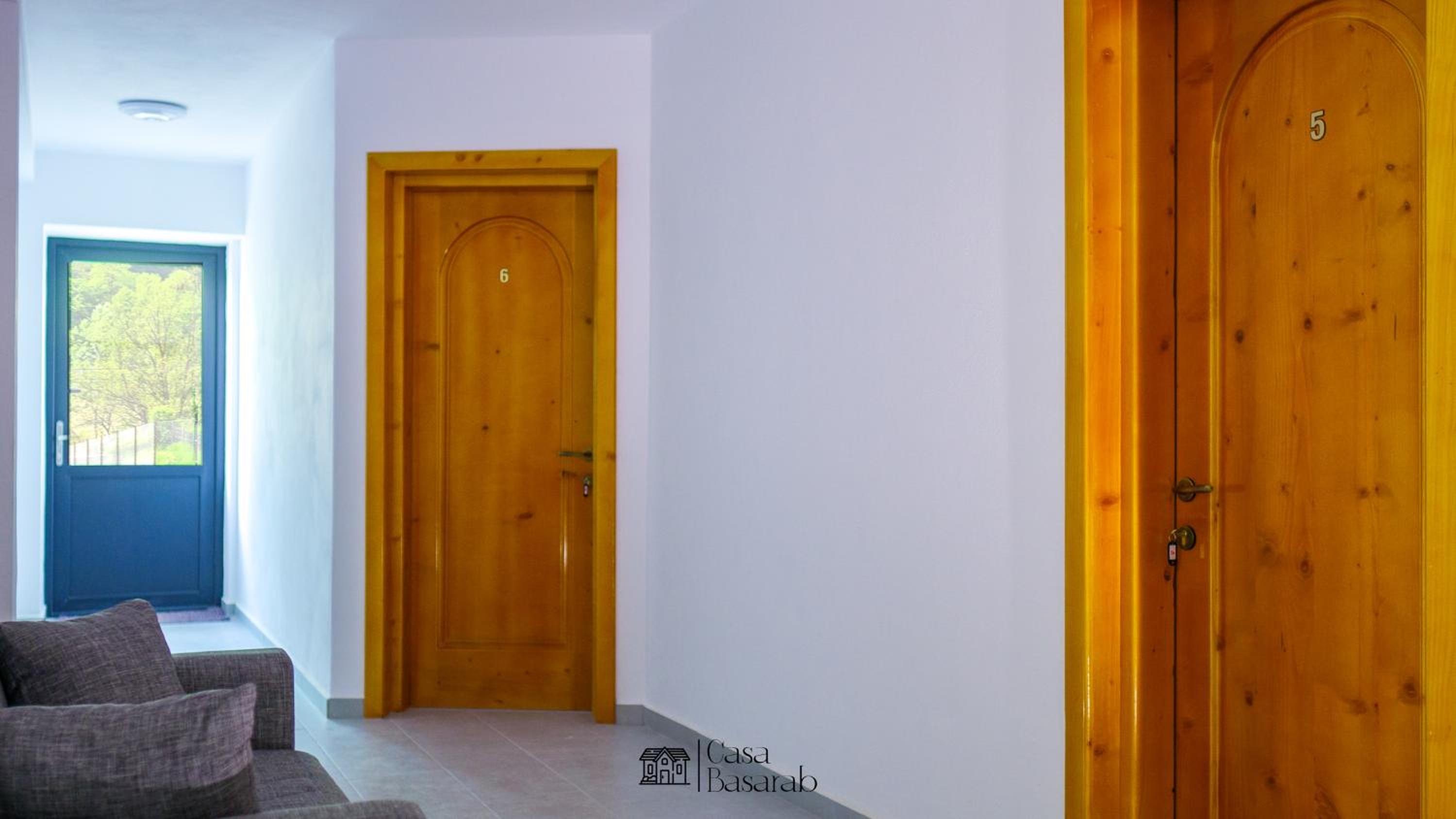 Photo 43