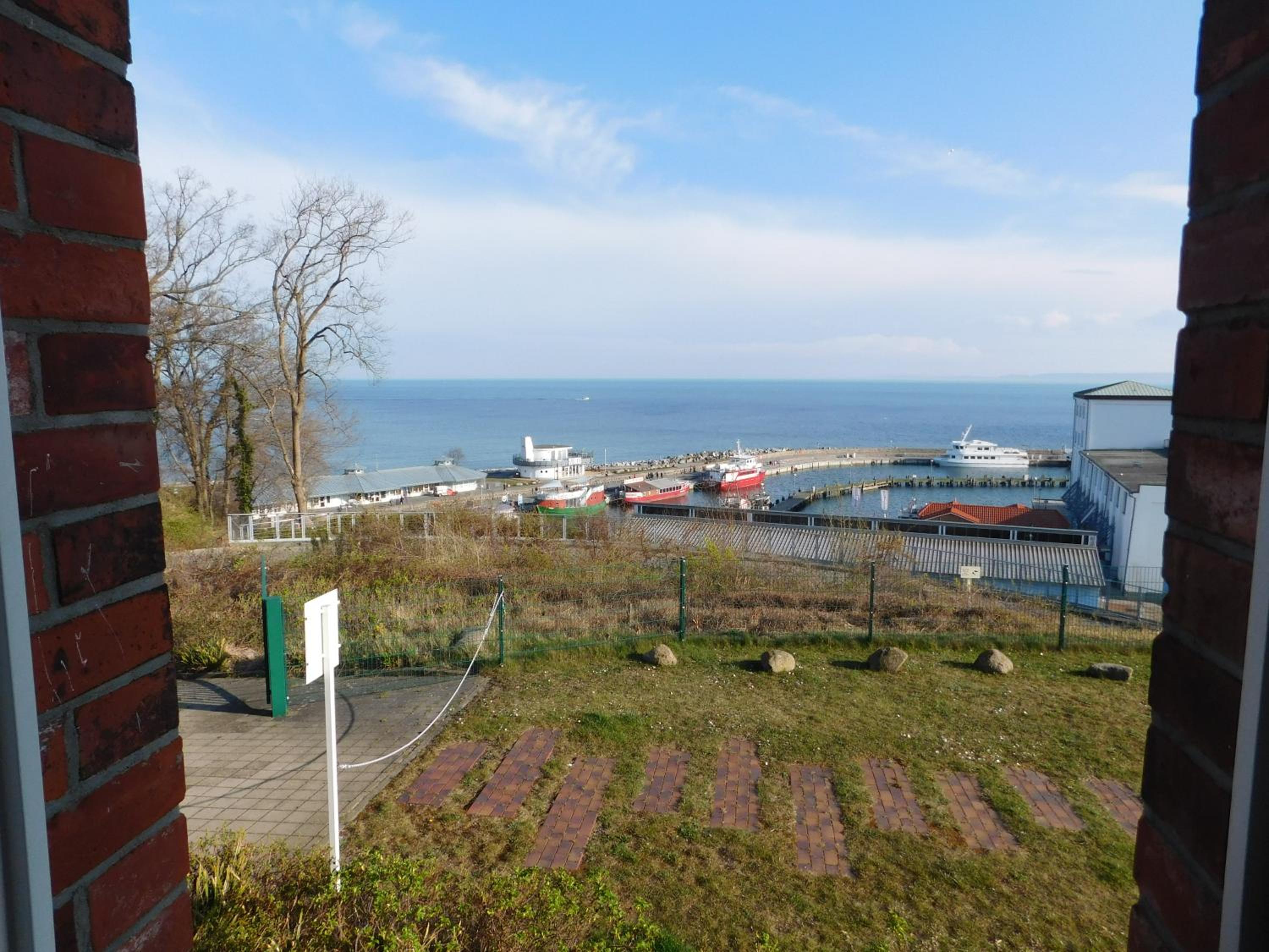 Seelotsenstation Sassnitz mit Hafenblick by Unsere Urlaubszeit view 2