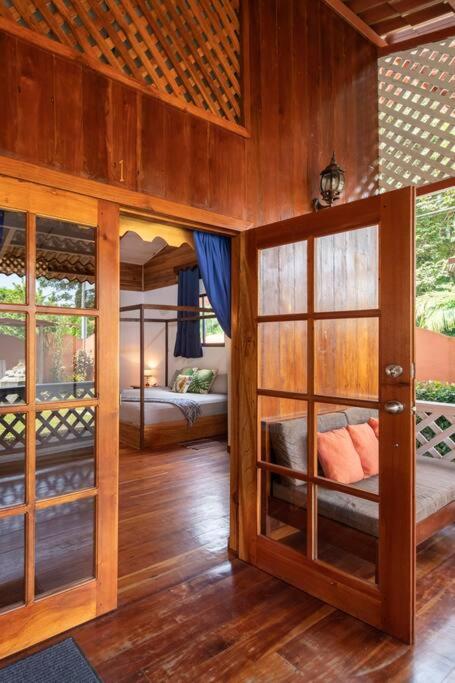Poolside Beach House At Pangea Lodge