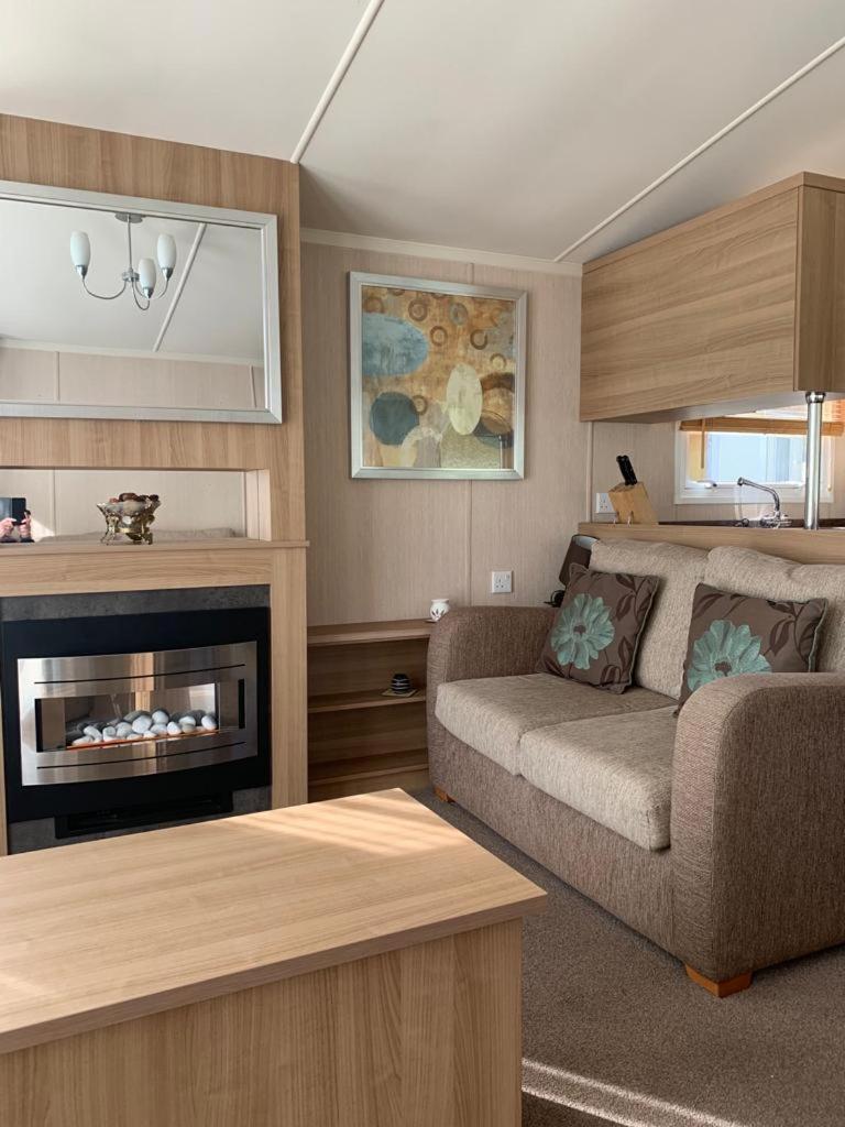 Swift bordeaux 24 view 4