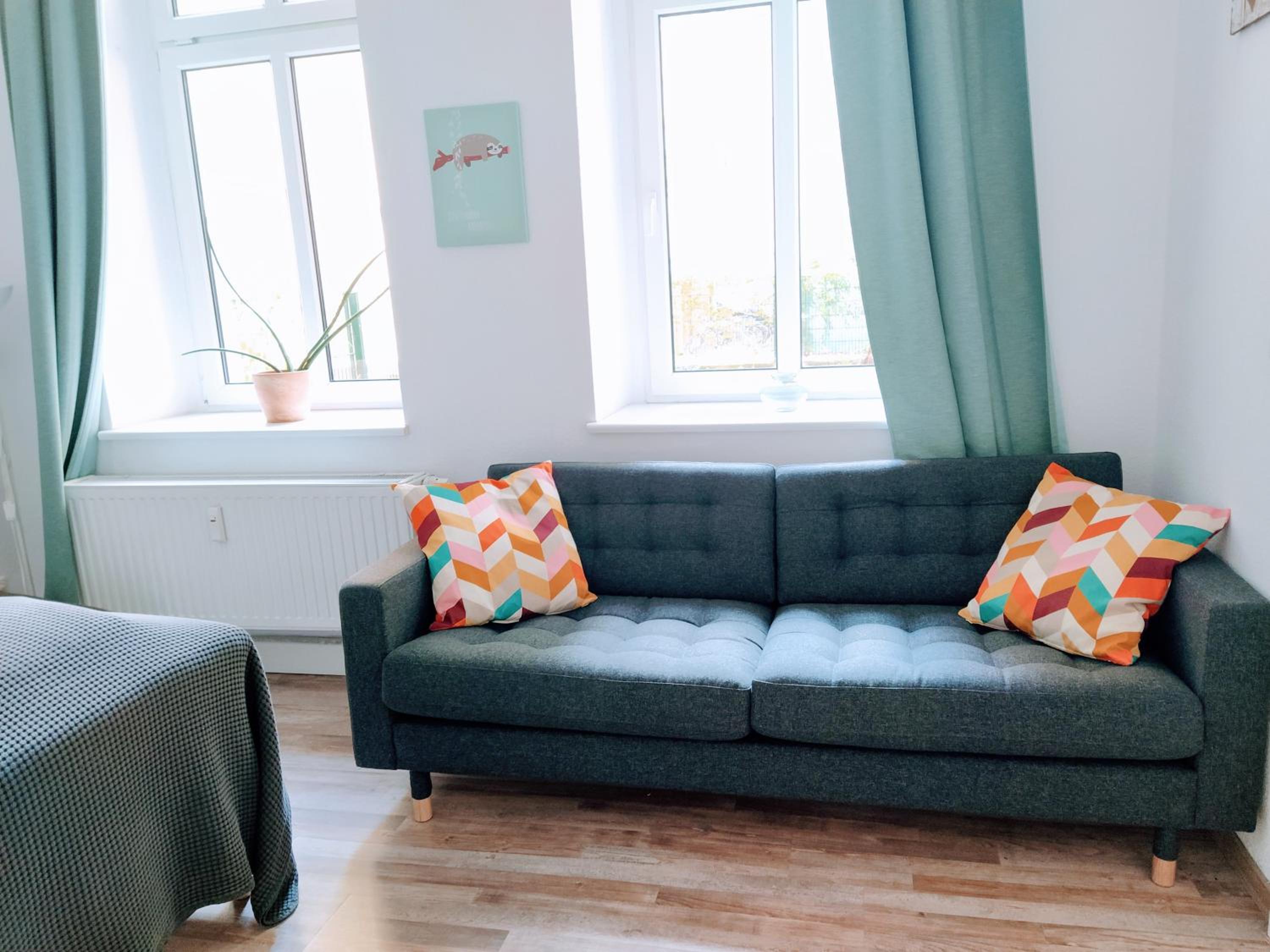 Central 2 bedroom flat for families & calm guests