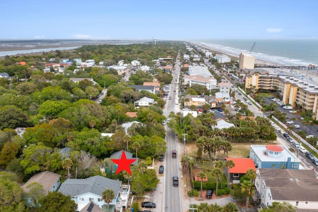 208 W Ashley - Central Location - 2 Mins to the Beach view 3