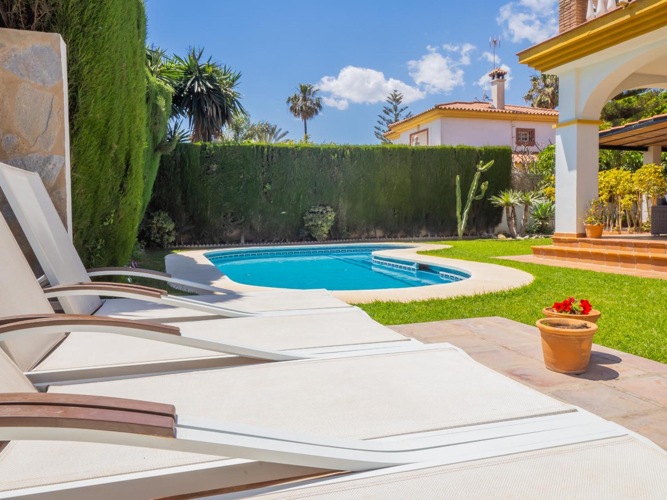Cubo's Villa Yedra Guadalmar photo 3