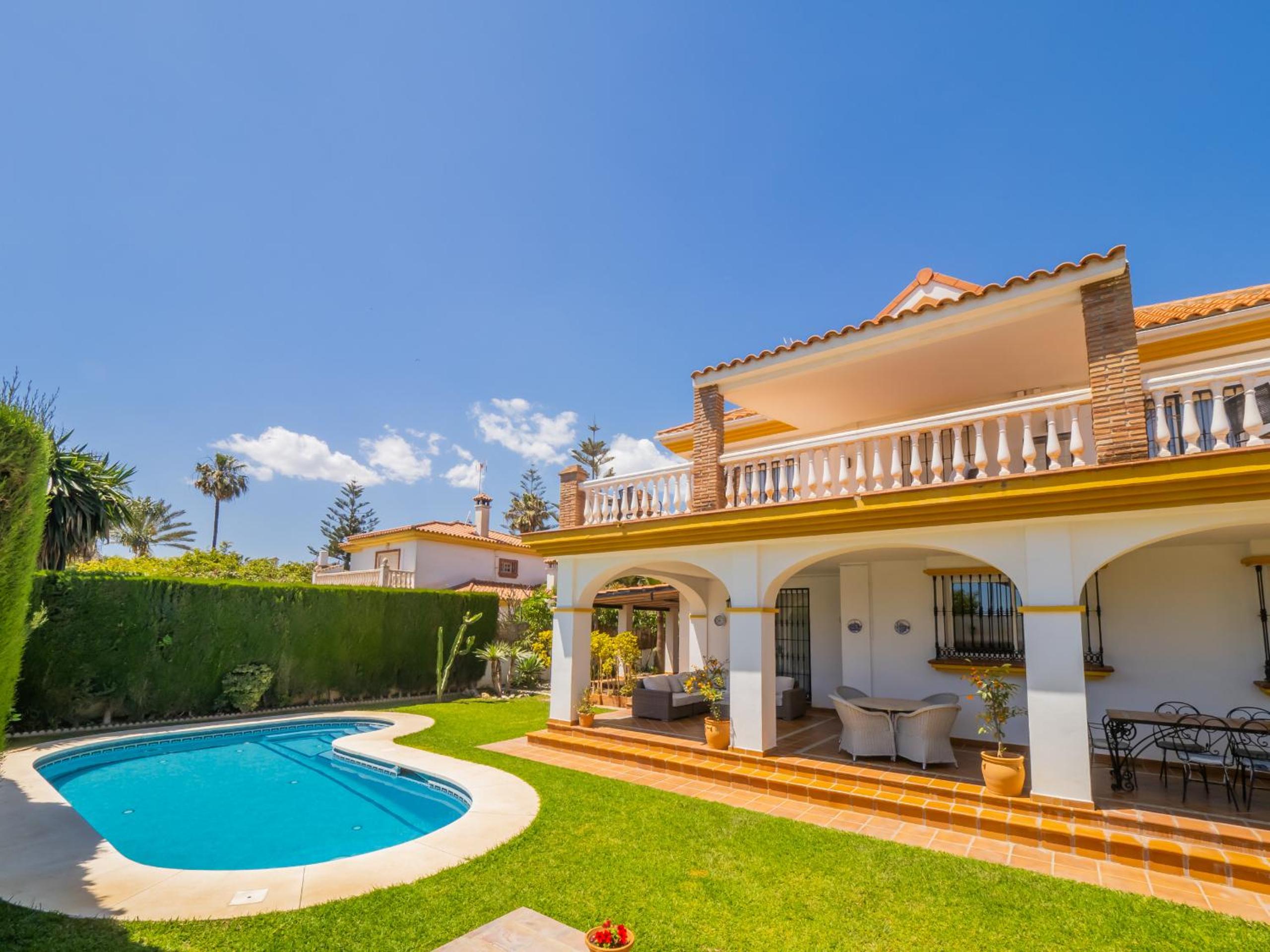 Cubo's Villa Yedra Guadalmar photo 2