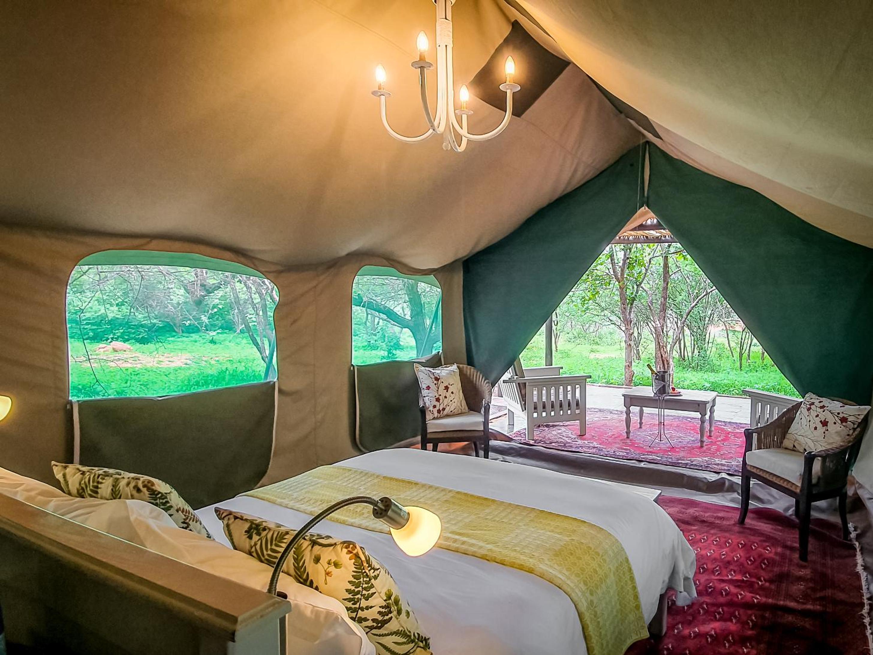 Khaya Ndlovu Safari Manor