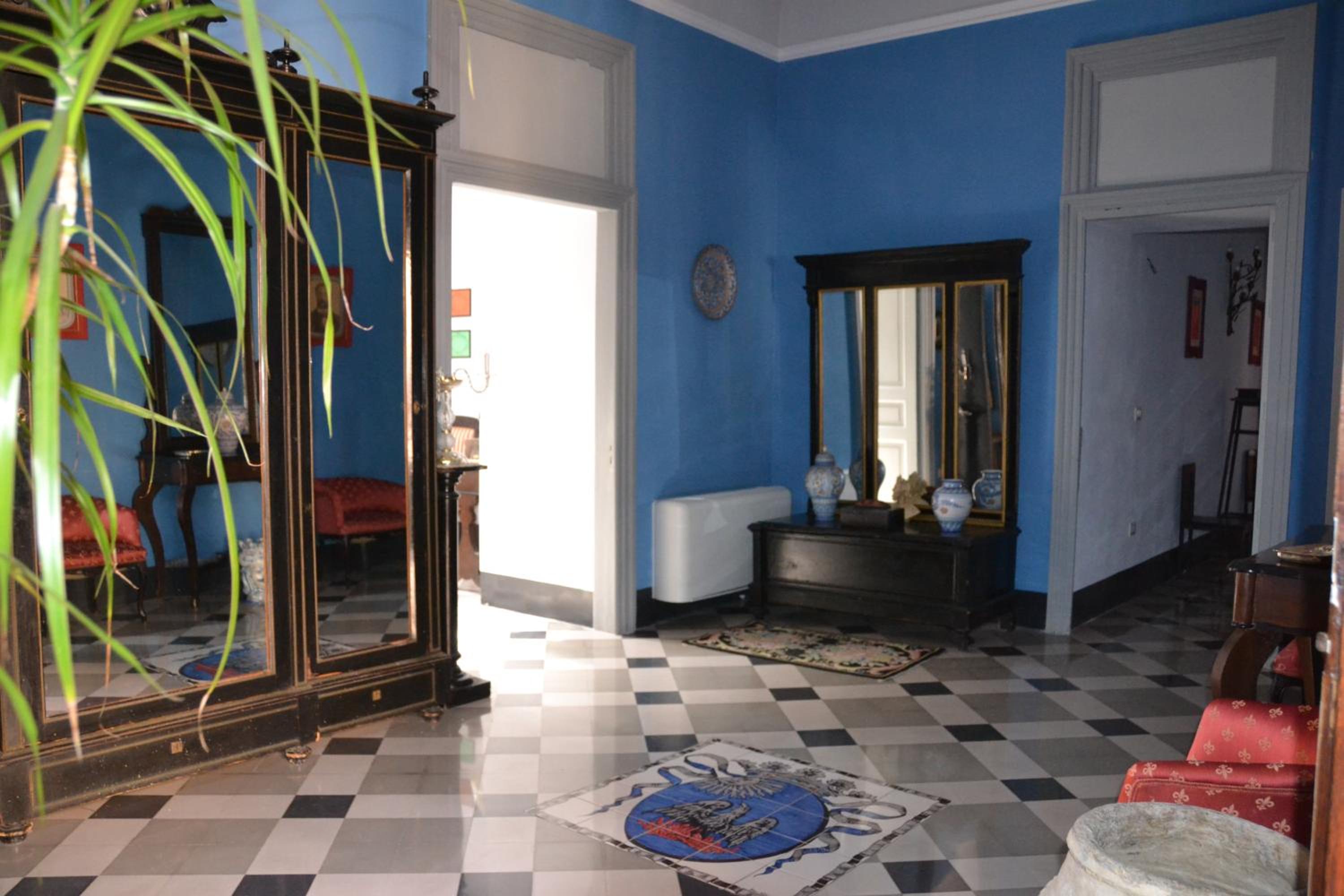 SUD room Palazzo Rau della Ferla view 2