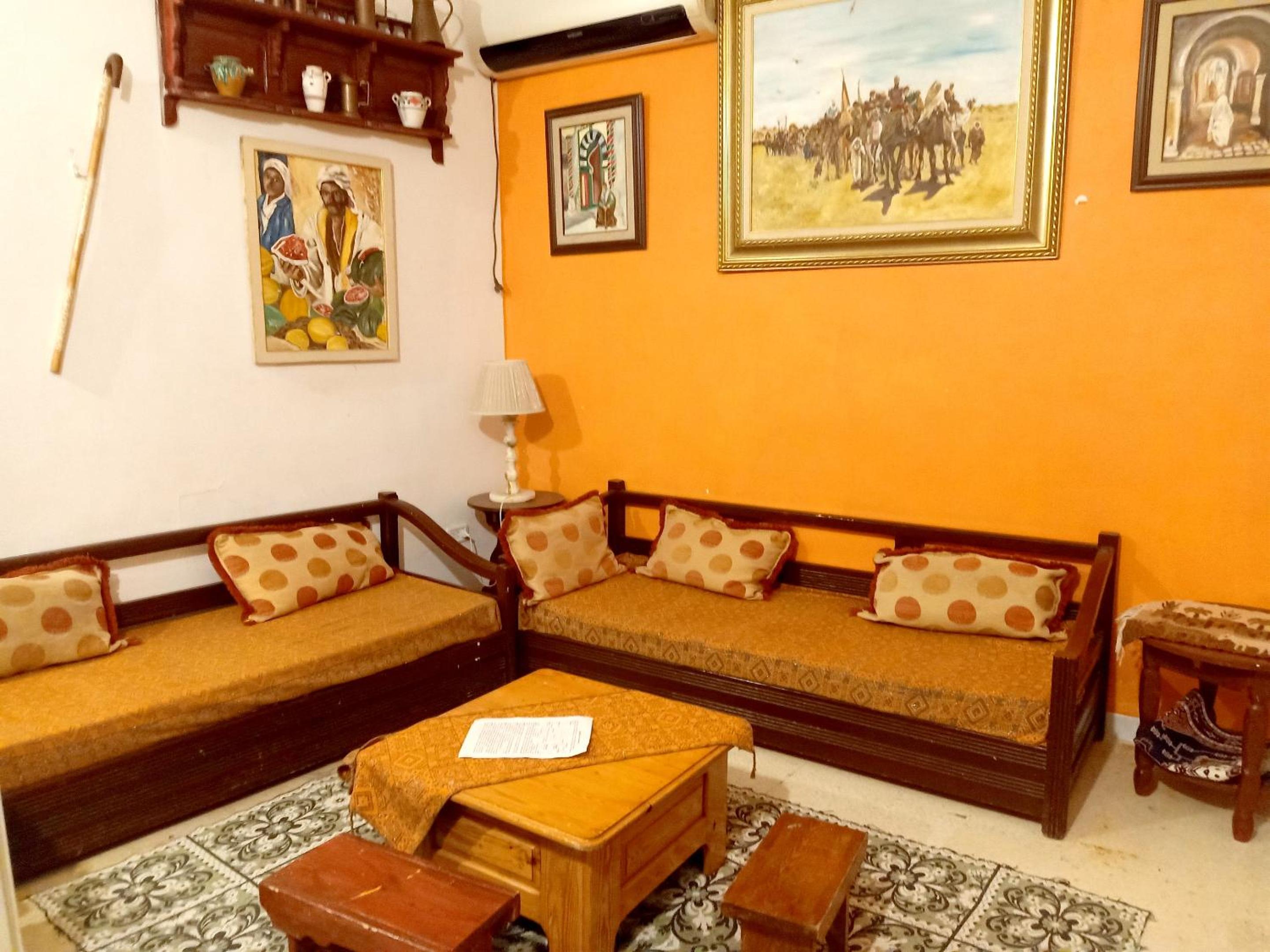 lounge