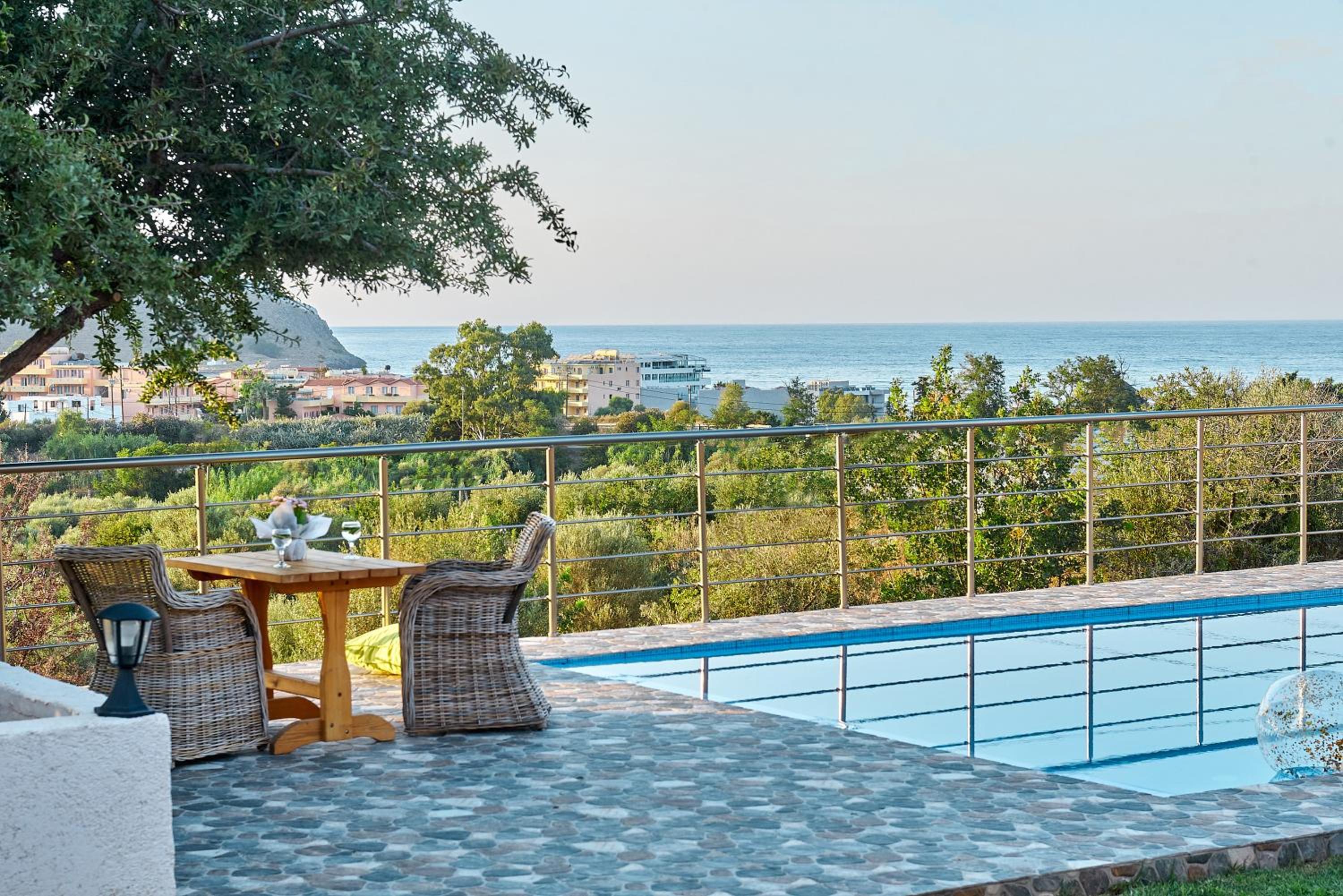 Hotel Villa Rose - Image 1