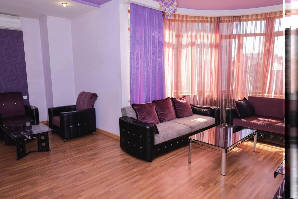 Luxuary New-Build One Bedroom Apartment in Yerevan on Khorenatsyi Street