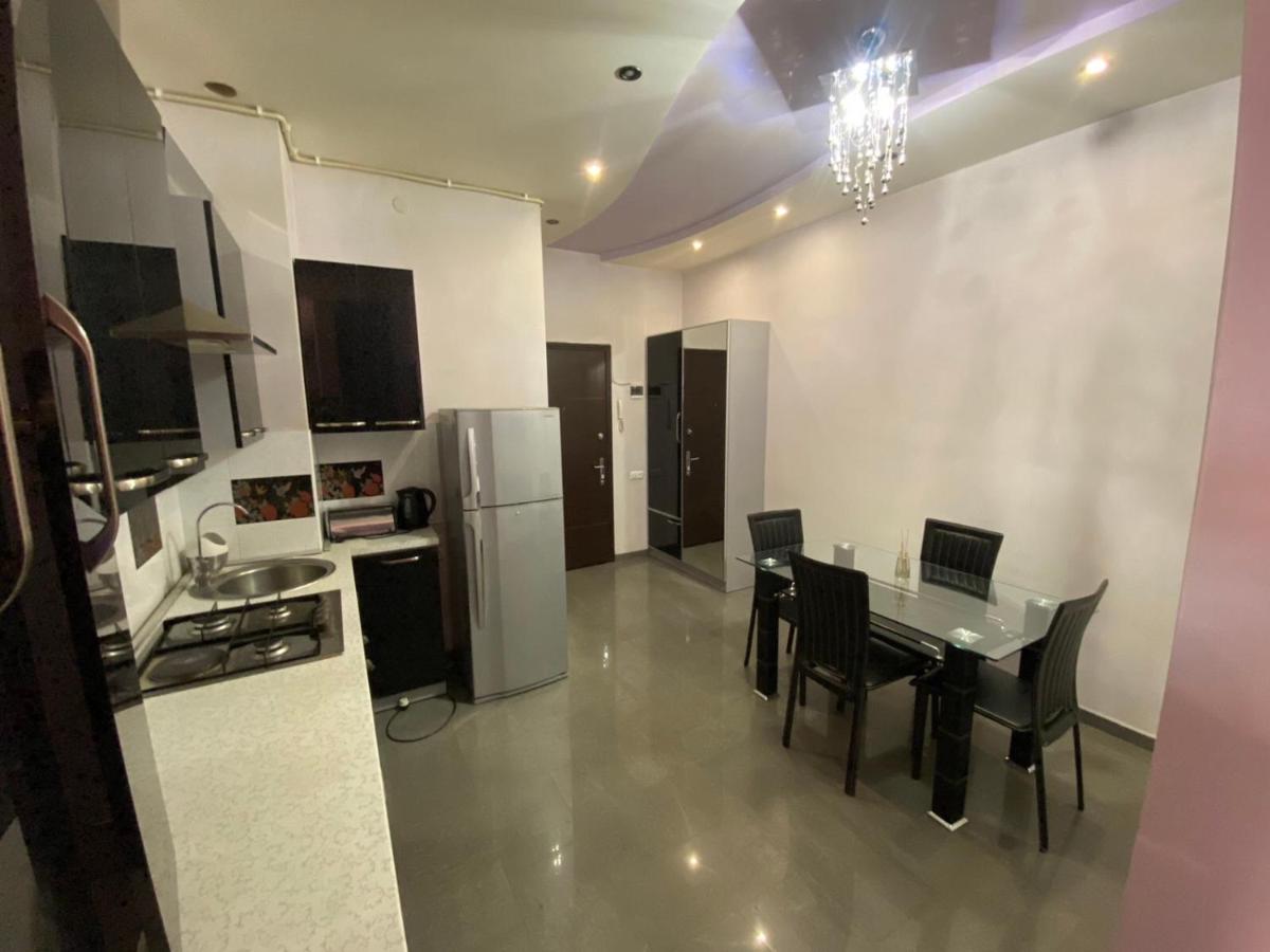 Luxuary New-Build One Bedroom Apartment in Yerevan on Khorenatsyi Street