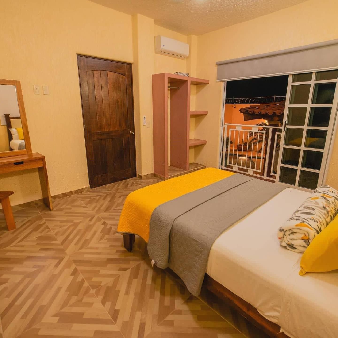 Primavera Suites view 3