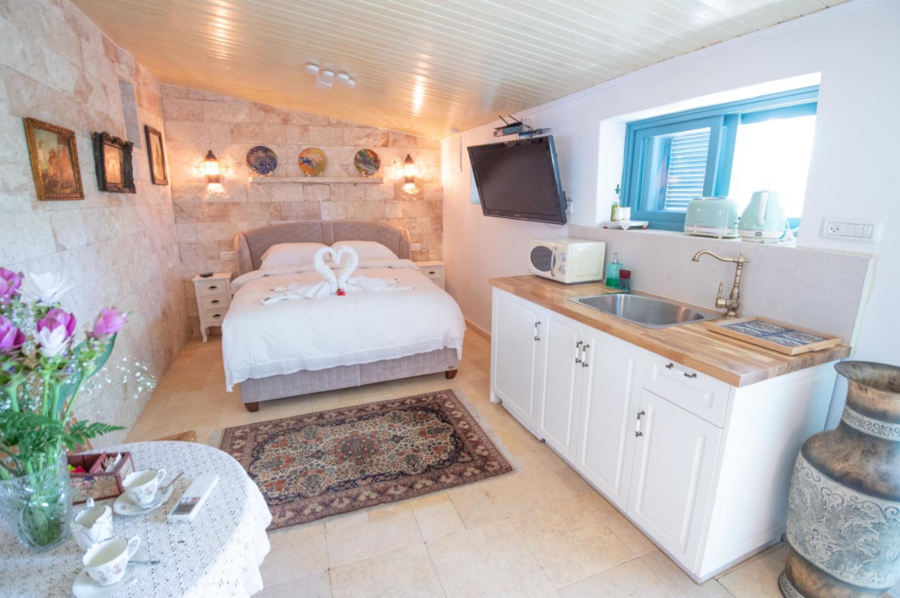 Svarzman suite
