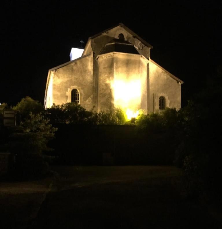 Photo 11
