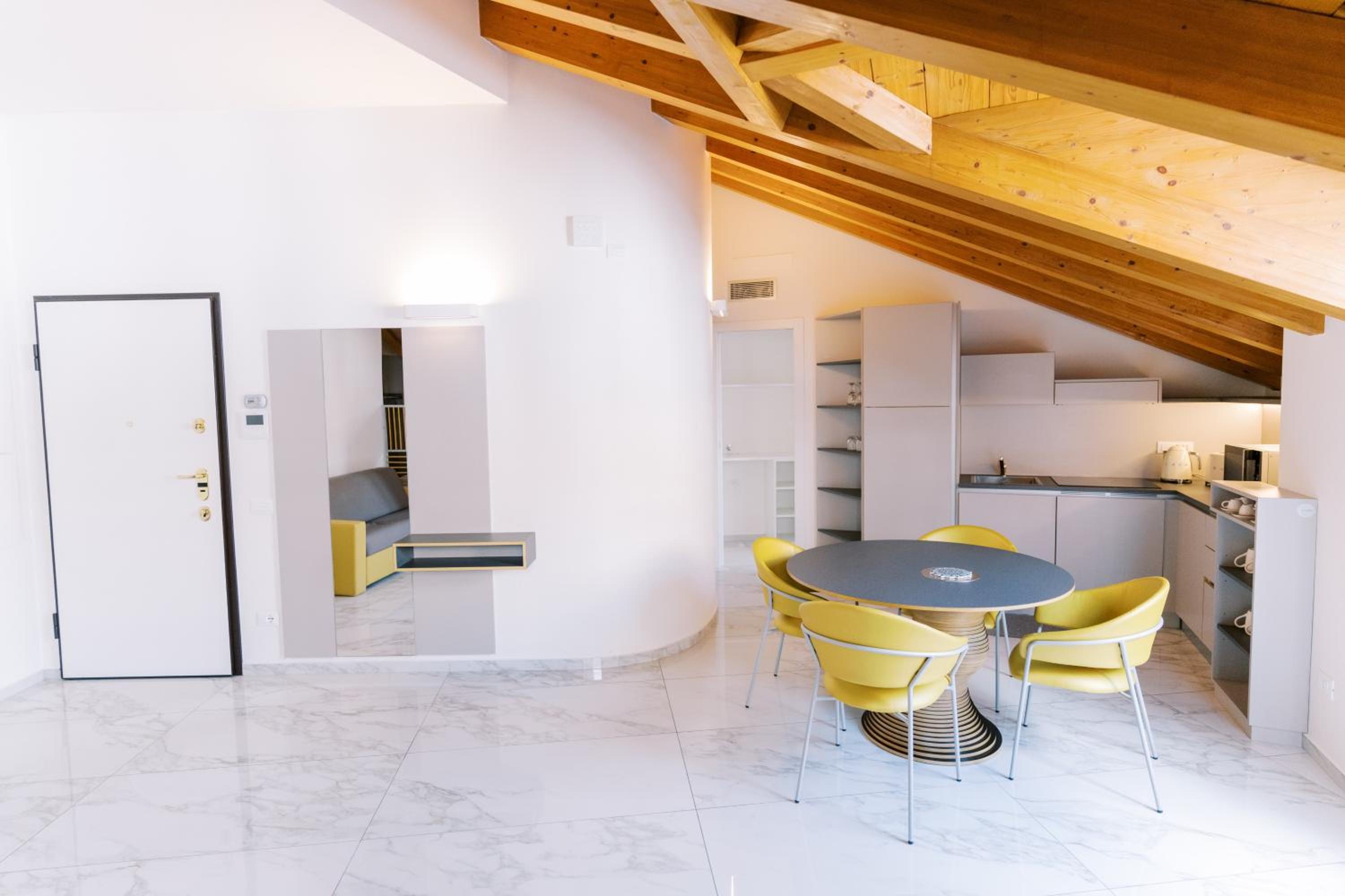 CASA KING en Como — kitchen