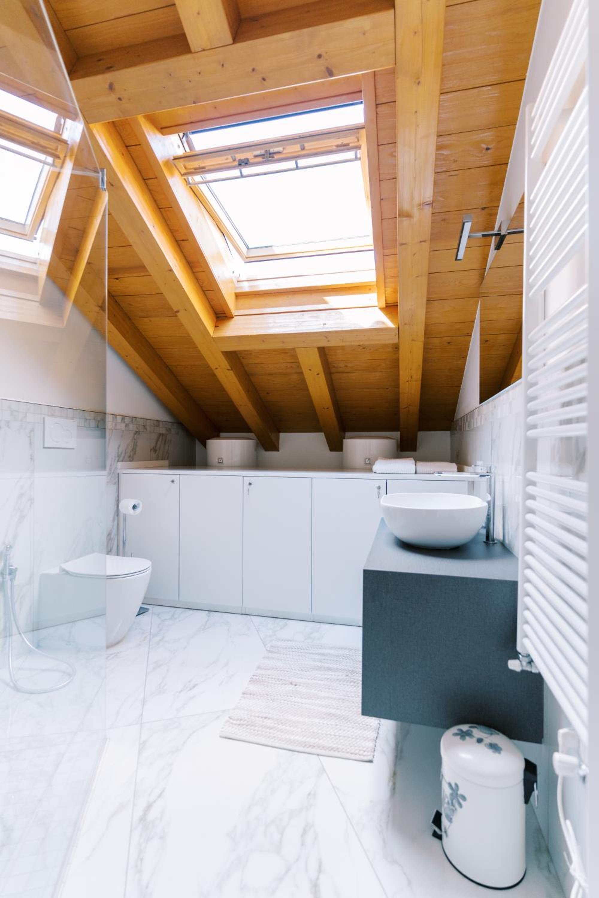 CASA KING en Como — bathroom