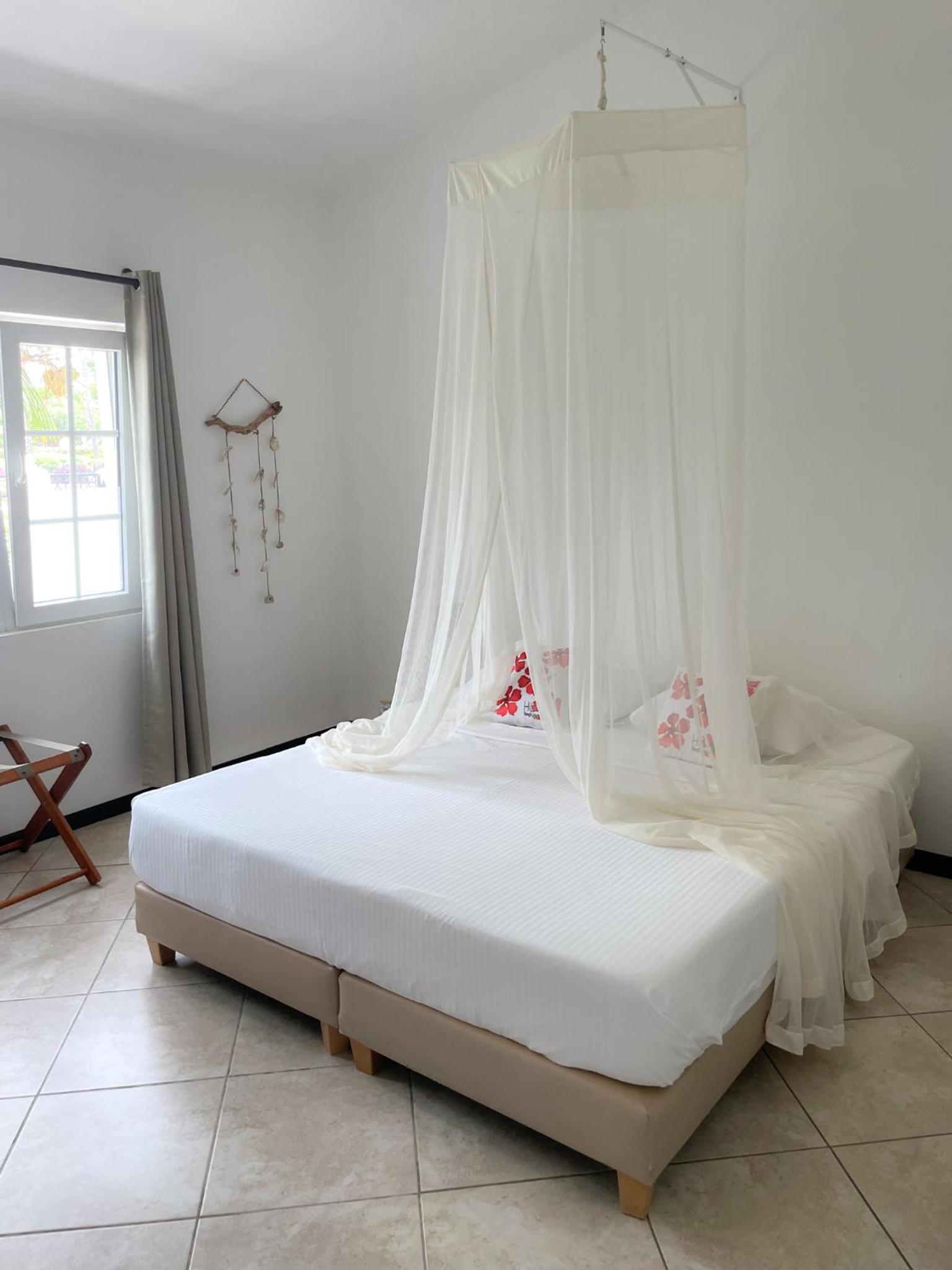 Hibiscus Beach House