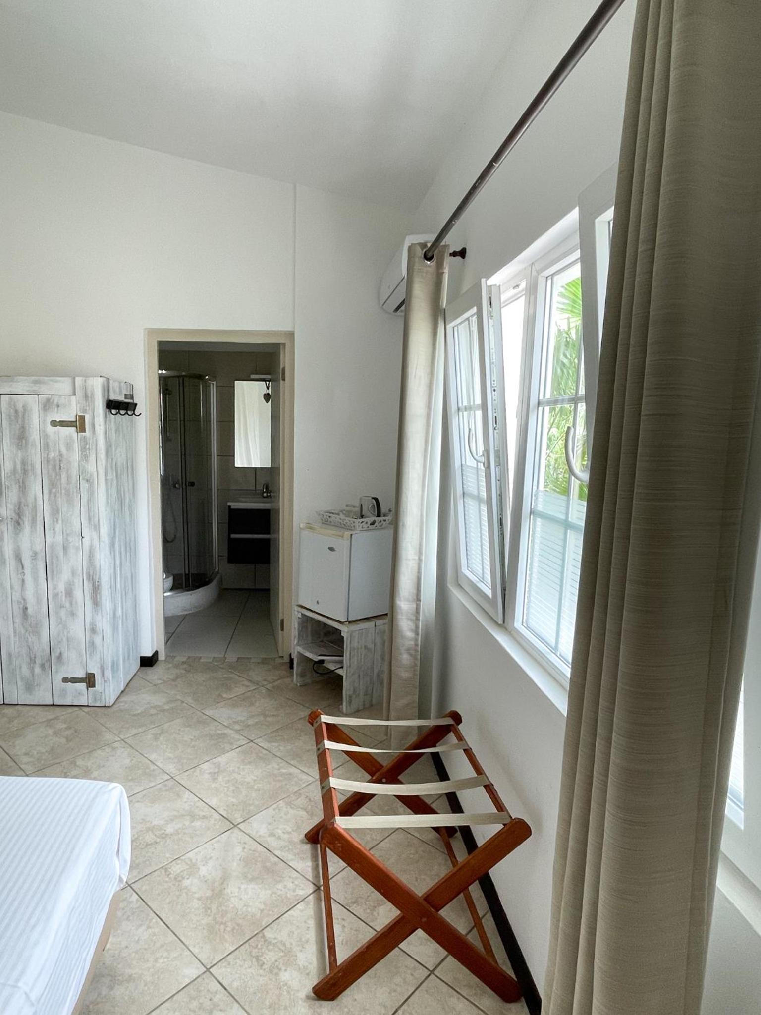 Hibiscus Beach House