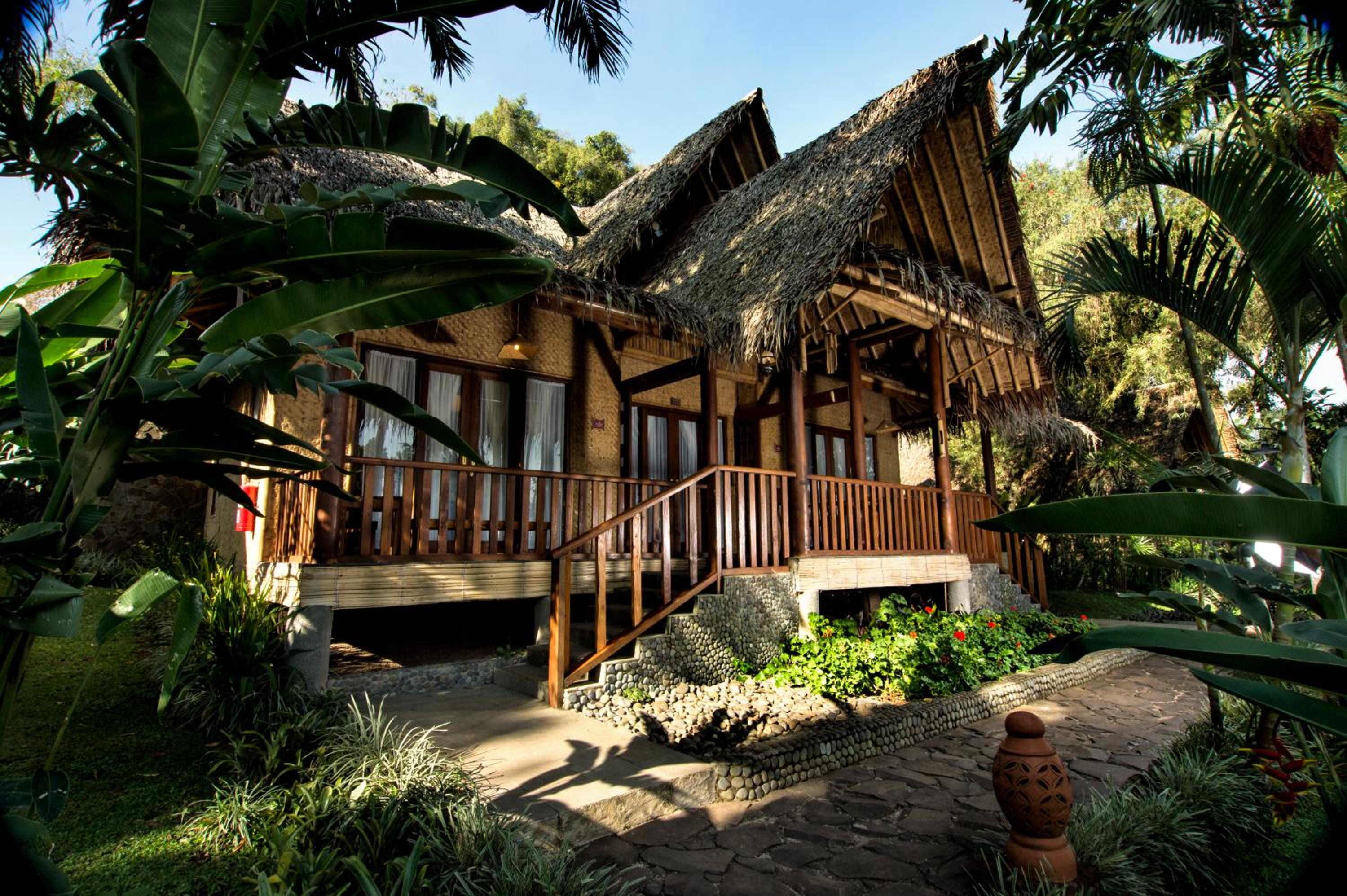 Kampung Sampireun Resort & Spa