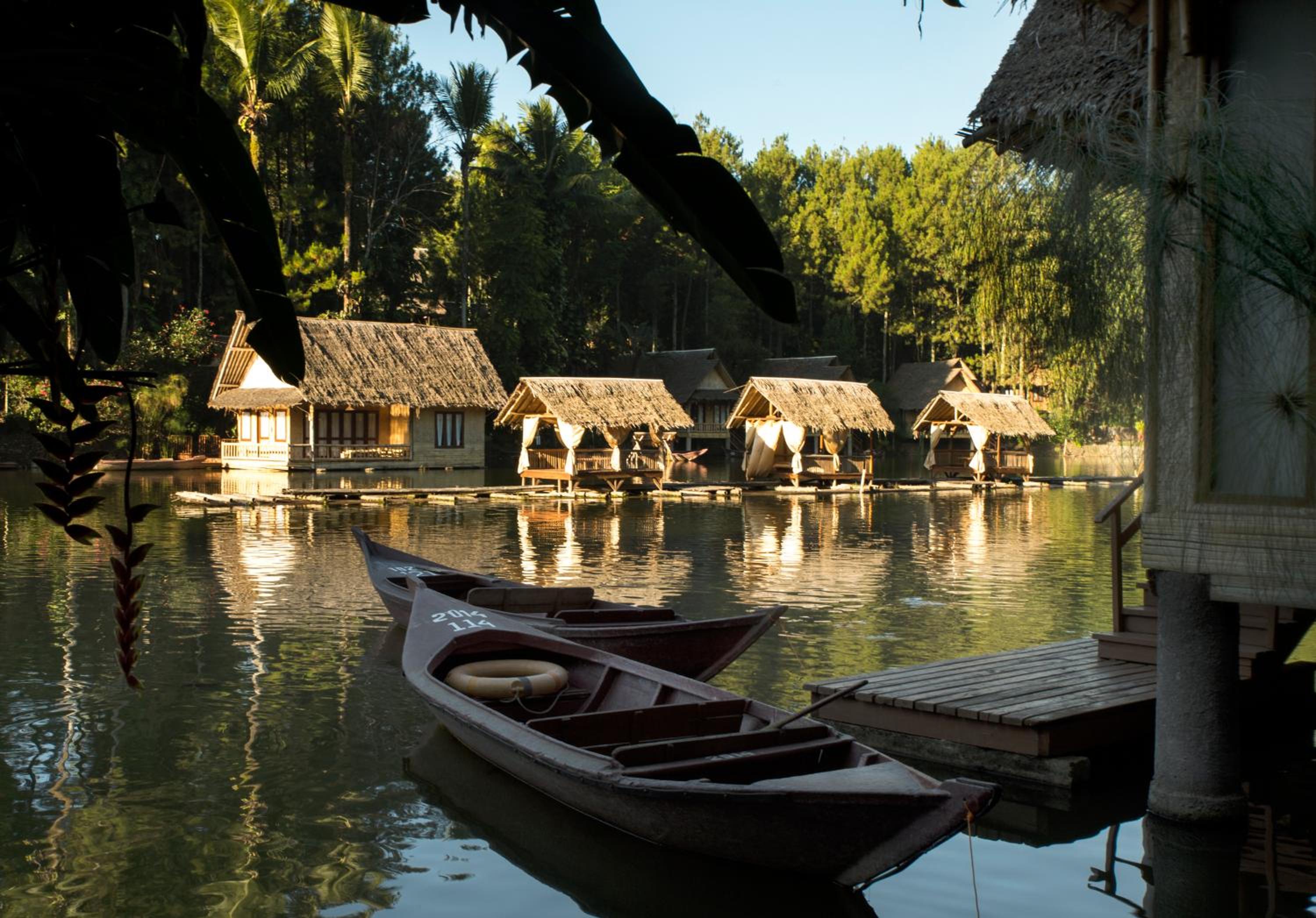 Kampung Sampireun Resort & Spa